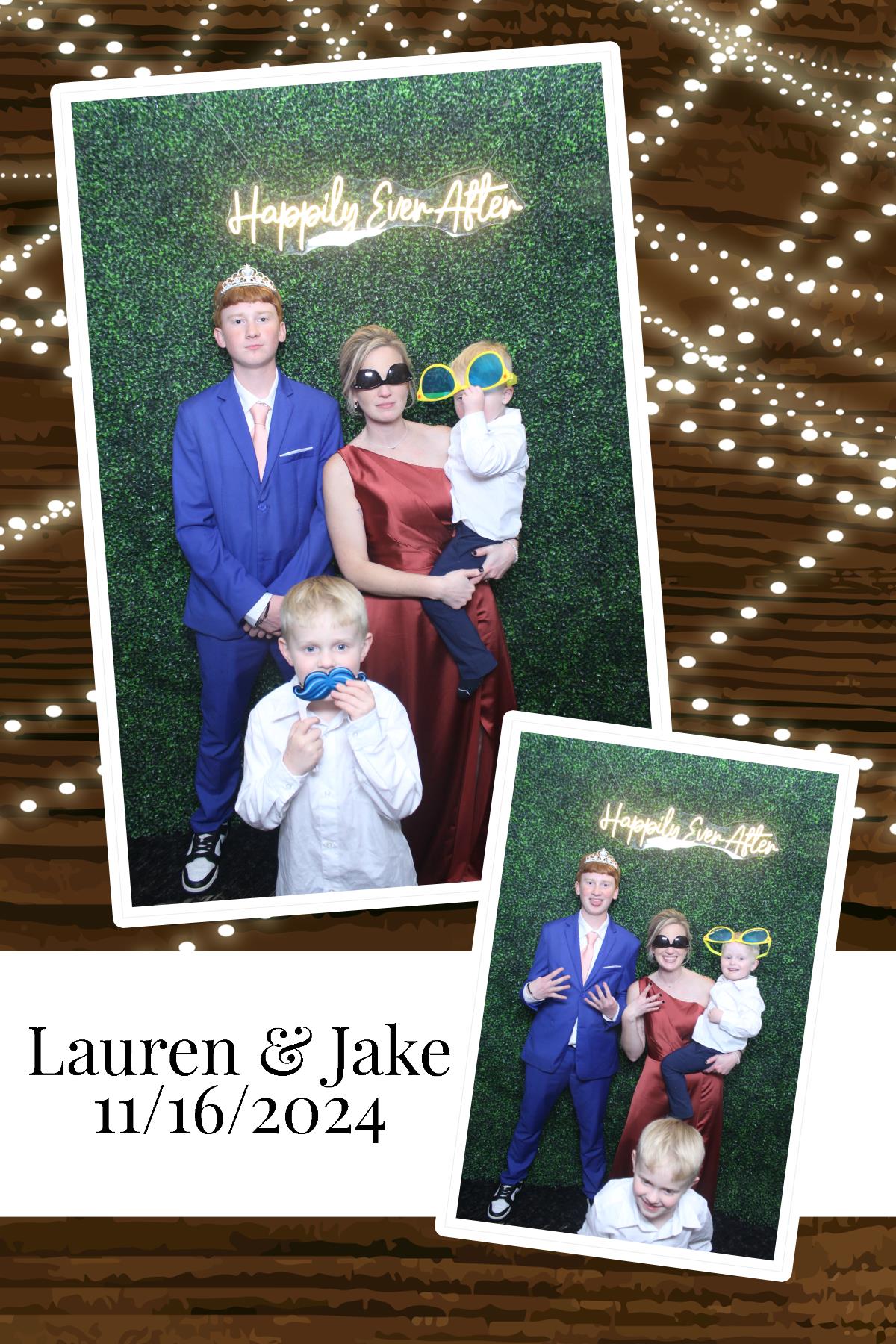 Lauren & Jake | View more photos from the event at gallery.photoboothcincy.com/u/PhotoBoothCincy/Lauren-Jake