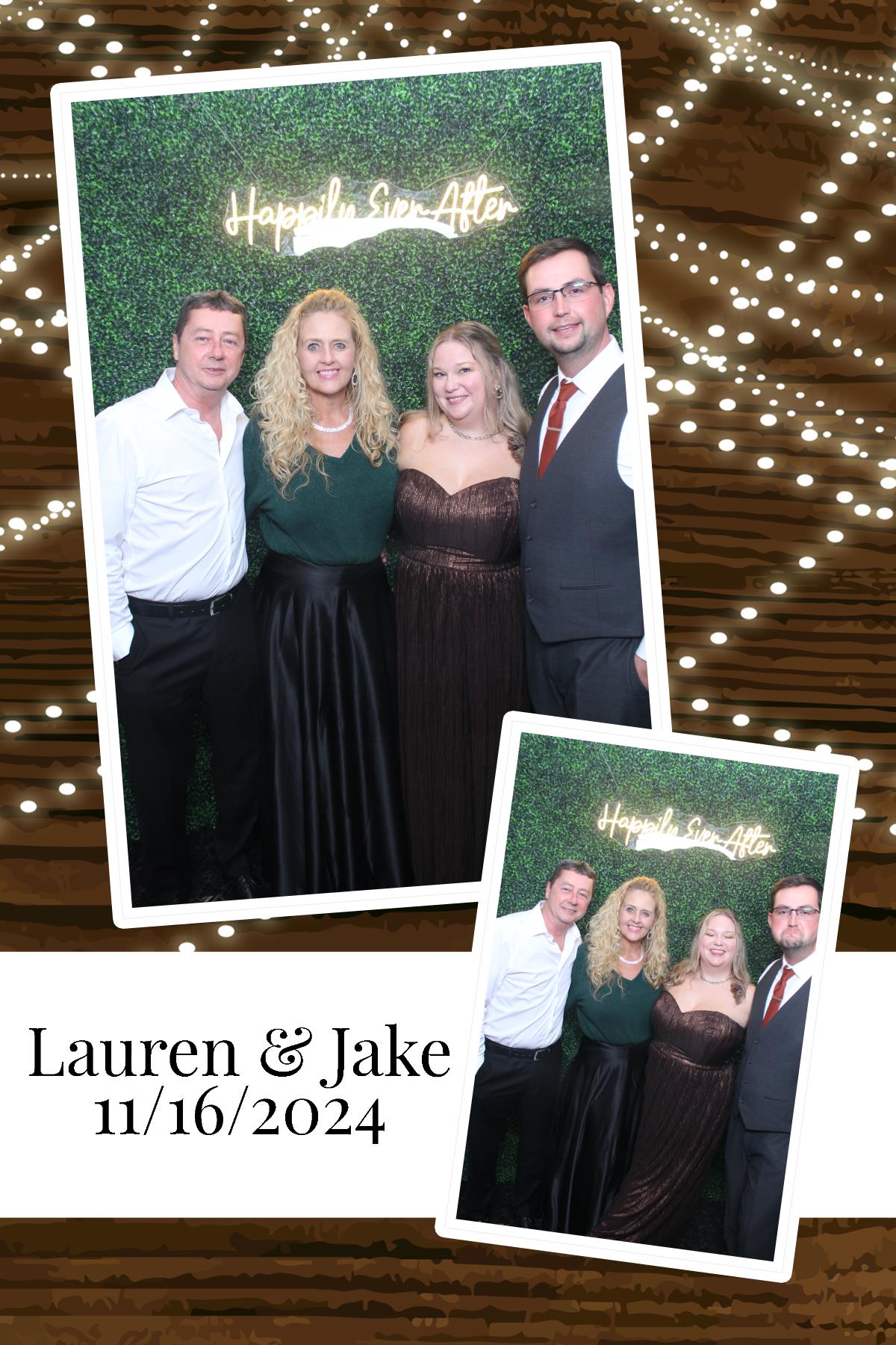 Lauren & Jake | View more photos from the event at gallery.photoboothcincy.com/u/PhotoBoothCincy/Lauren-Jake