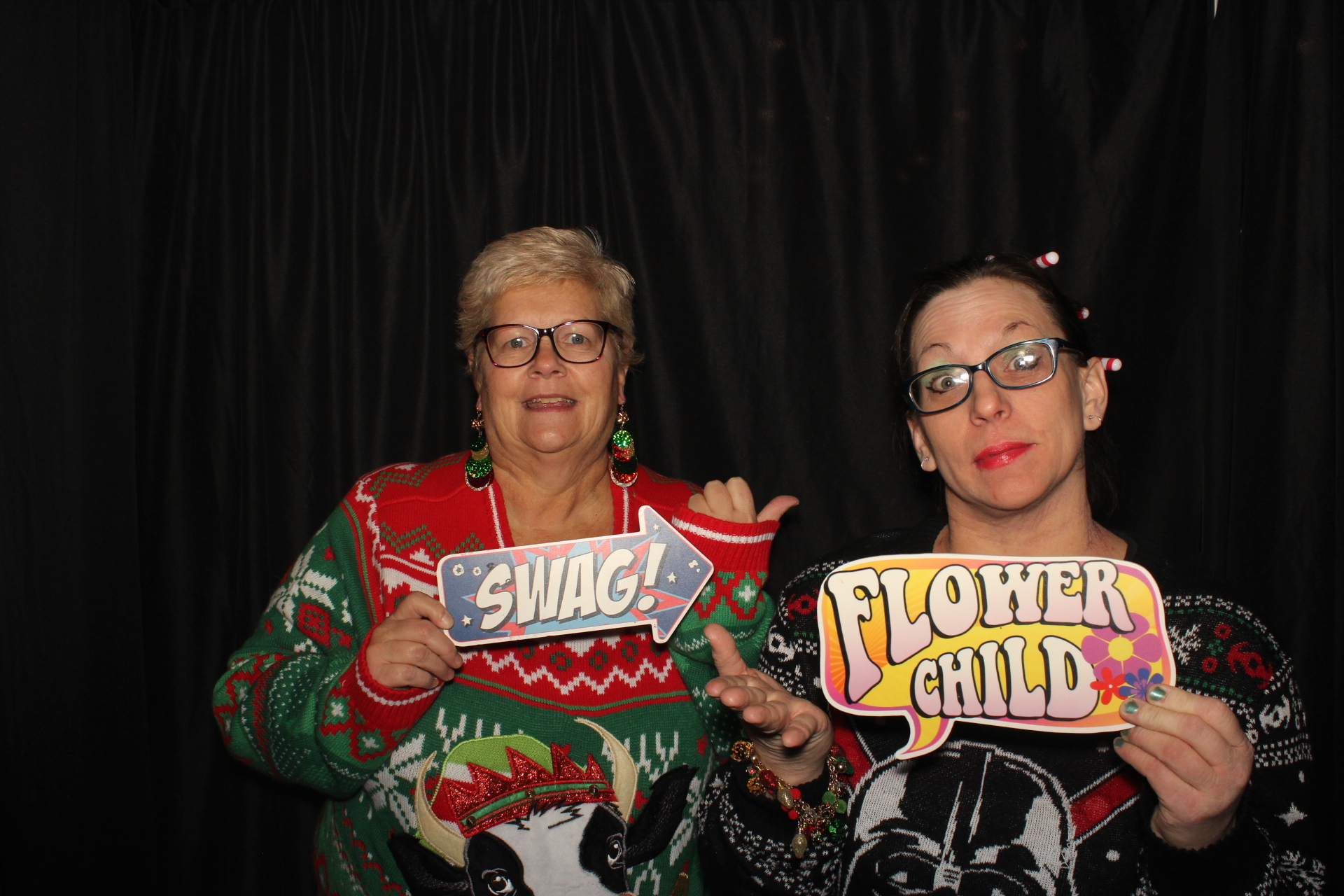 Liberty Flats Holiday Party | View more photos from the event at gallery.photoboothcincy.com/u/PhotoBoothCincy/Liberty-Flats-Holiday-Party