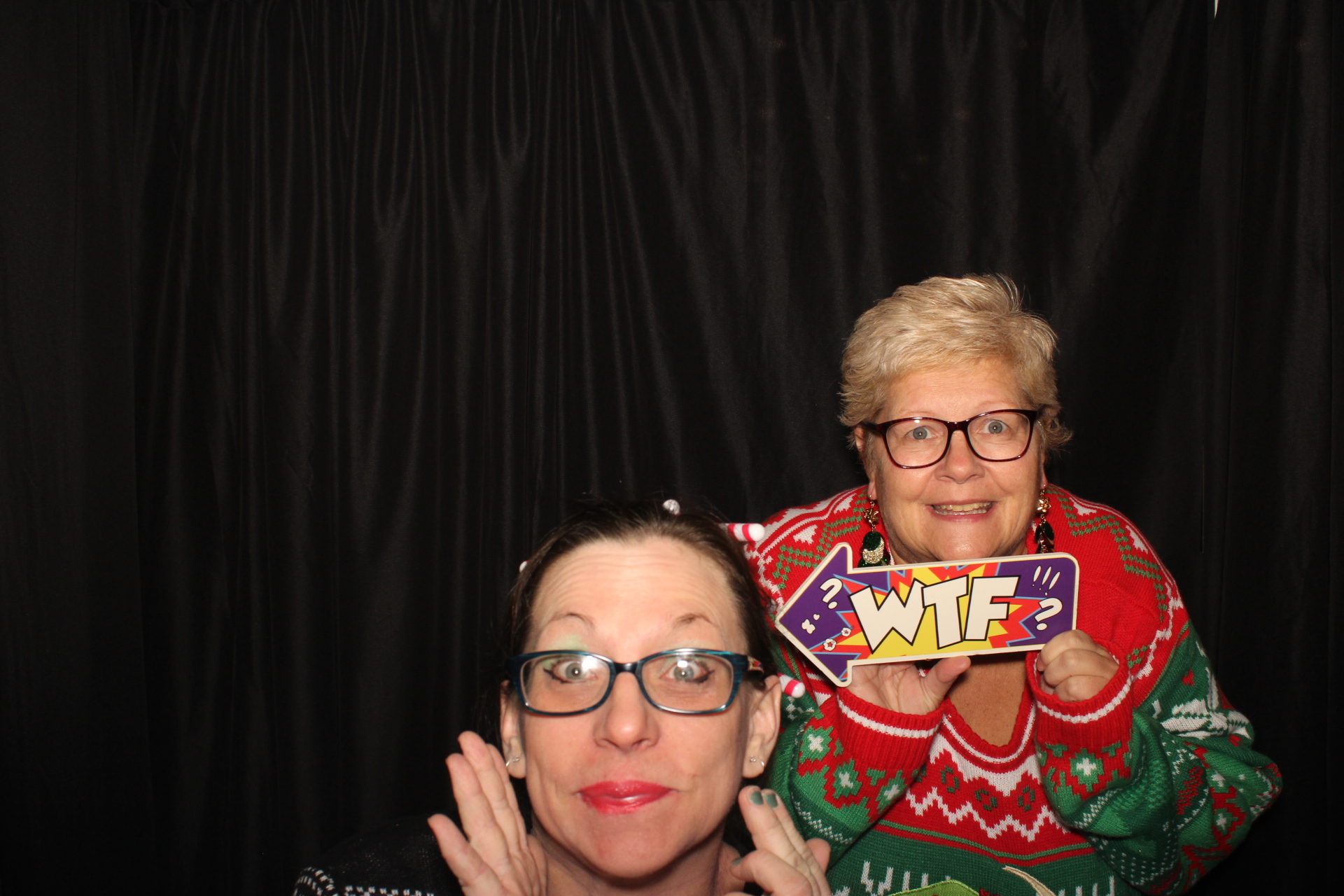 Liberty Flats Holiday Party | View more photos from the event at gallery.photoboothcincy.com/u/PhotoBoothCincy/Liberty-Flats-Holiday-Party