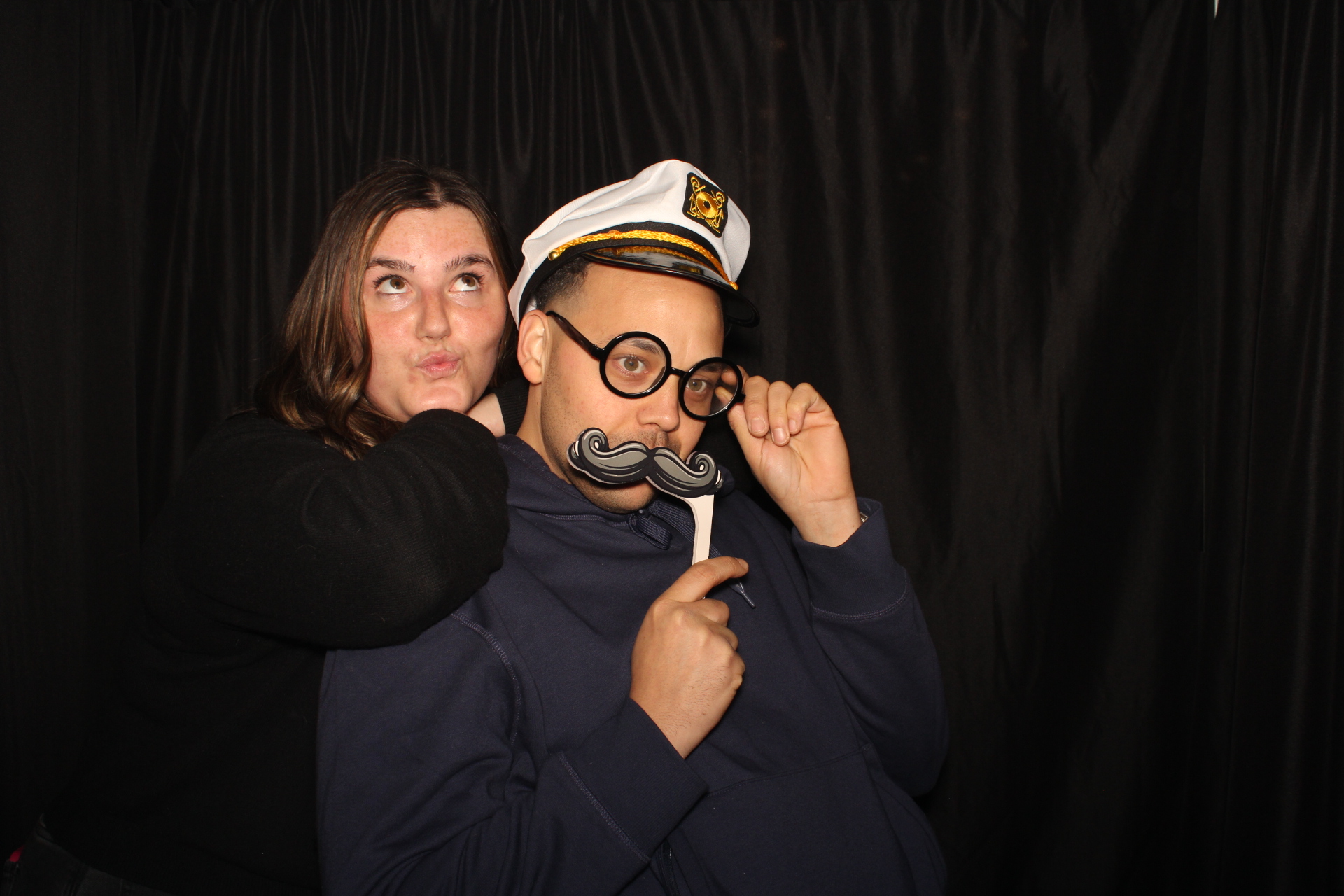 Liberty Flats Holiday Party | View more photos from the event at gallery.photoboothcincy.com/u/PhotoBoothCincy/Liberty-Flats-Holiday-Party