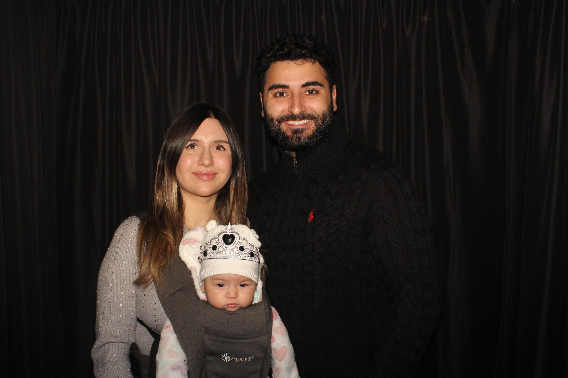 Liberty Flats Holiday Party | View more photos from the event at gallery.photoboothcincy.com/u/PhotoBoothCincy/Liberty-Flats-Holiday-Party