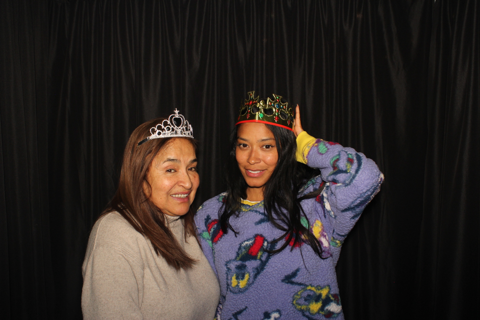Liberty Flats Holiday Party | View more photos from the event at gallery.photoboothcincy.com/u/PhotoBoothCincy/Liberty-Flats-Holiday-Party