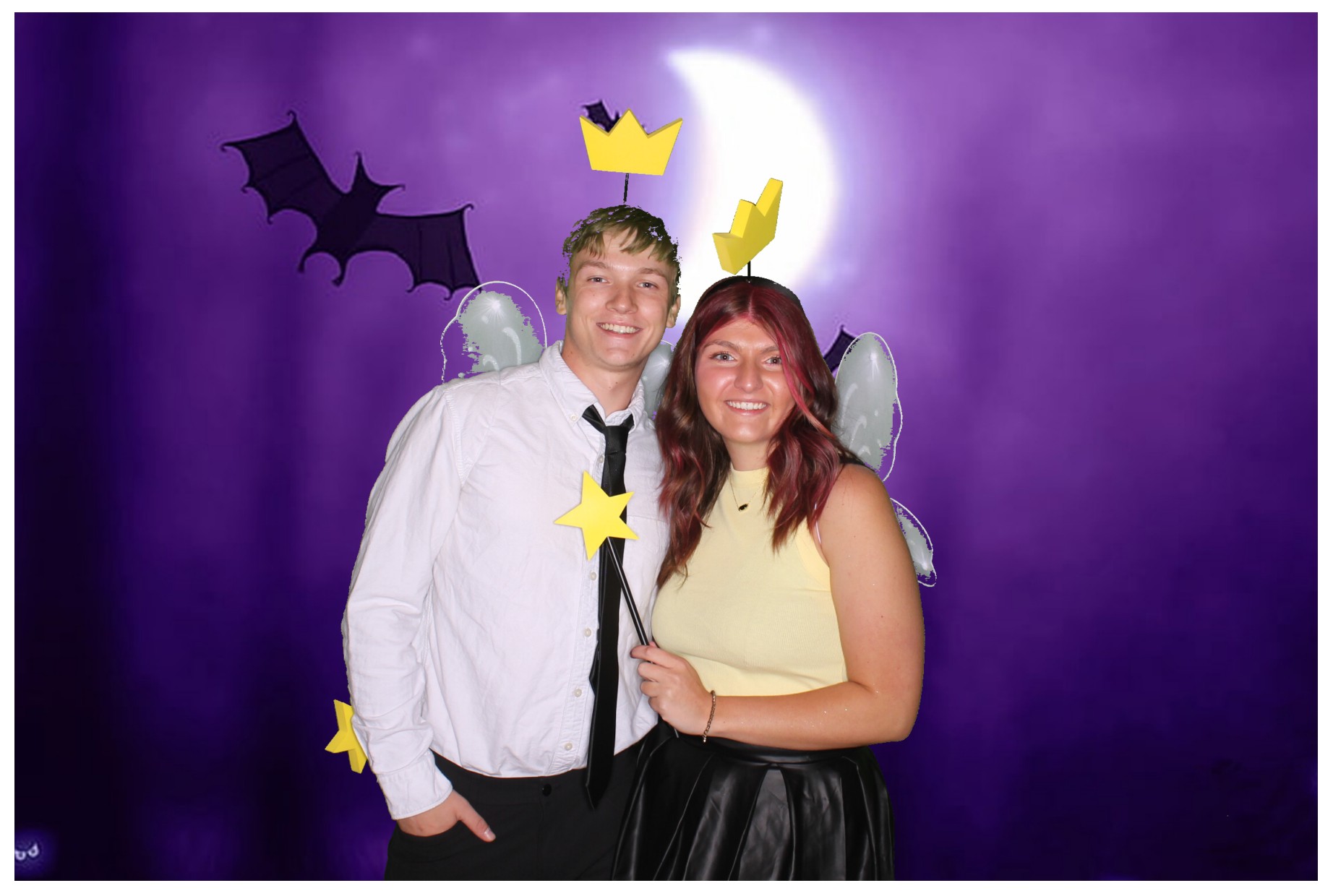 Lisa Courter Green Screen | View more photos from the event at gallery.photoboothcincy.com/u/PhotoBoothCincy/Lisa-Courter-Green-Screen