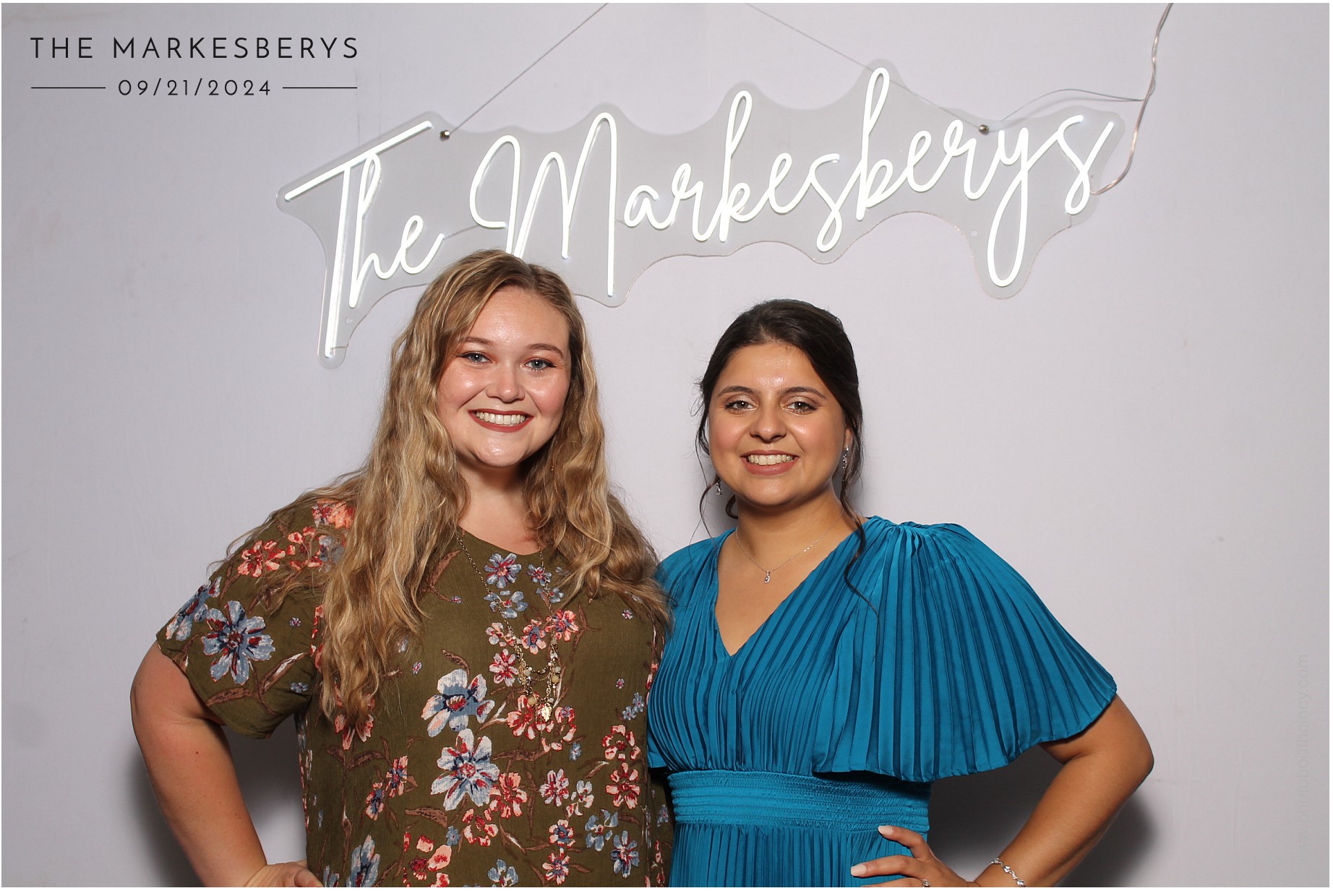 Locklier/Markesbery | View more photos from the event at gallery.photoboothcincy.com/u/PhotoBoothCincy/LocklierMarkesbery