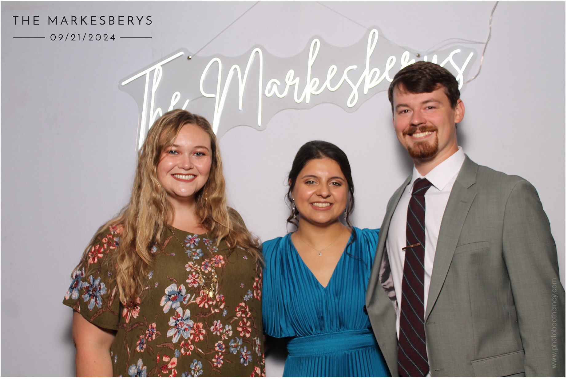 Locklier/Markesbery | View more photos from the event at gallery.photoboothcincy.com/u/PhotoBoothCincy/LocklierMarkesbery