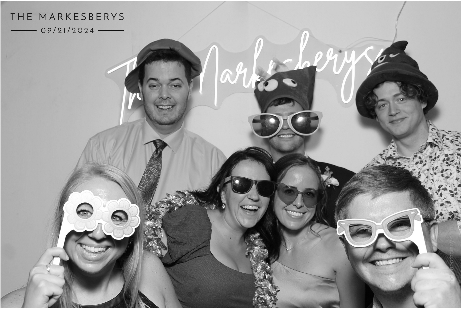 Locklier/Markesbery | View more photos from the event at gallery.photoboothcincy.com/u/PhotoBoothCincy/LocklierMarkesbery