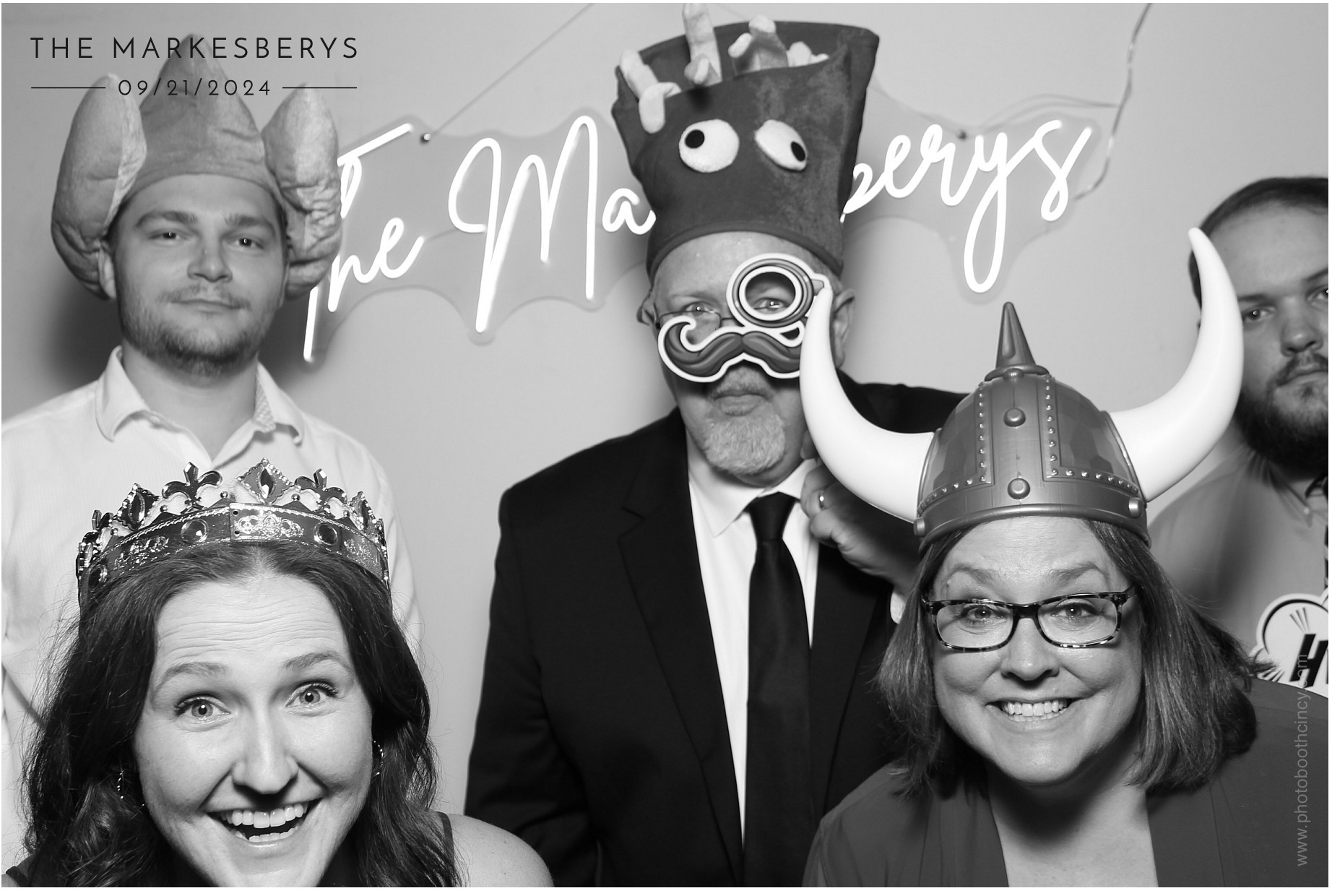 Locklier/Markesbery | View more photos from the event at gallery.photoboothcincy.com/u/PhotoBoothCincy/LocklierMarkesbery