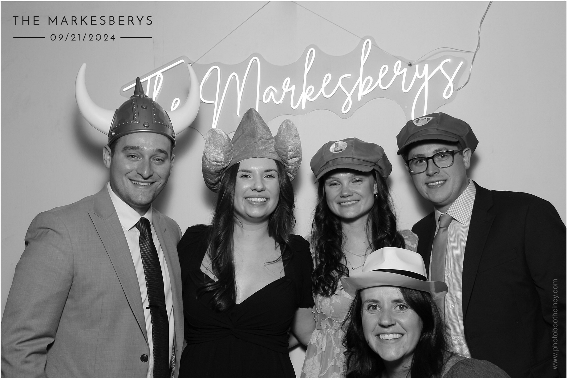 Locklier/Markesbery | View more photos from the event at gallery.photoboothcincy.com/u/PhotoBoothCincy/LocklierMarkesbery