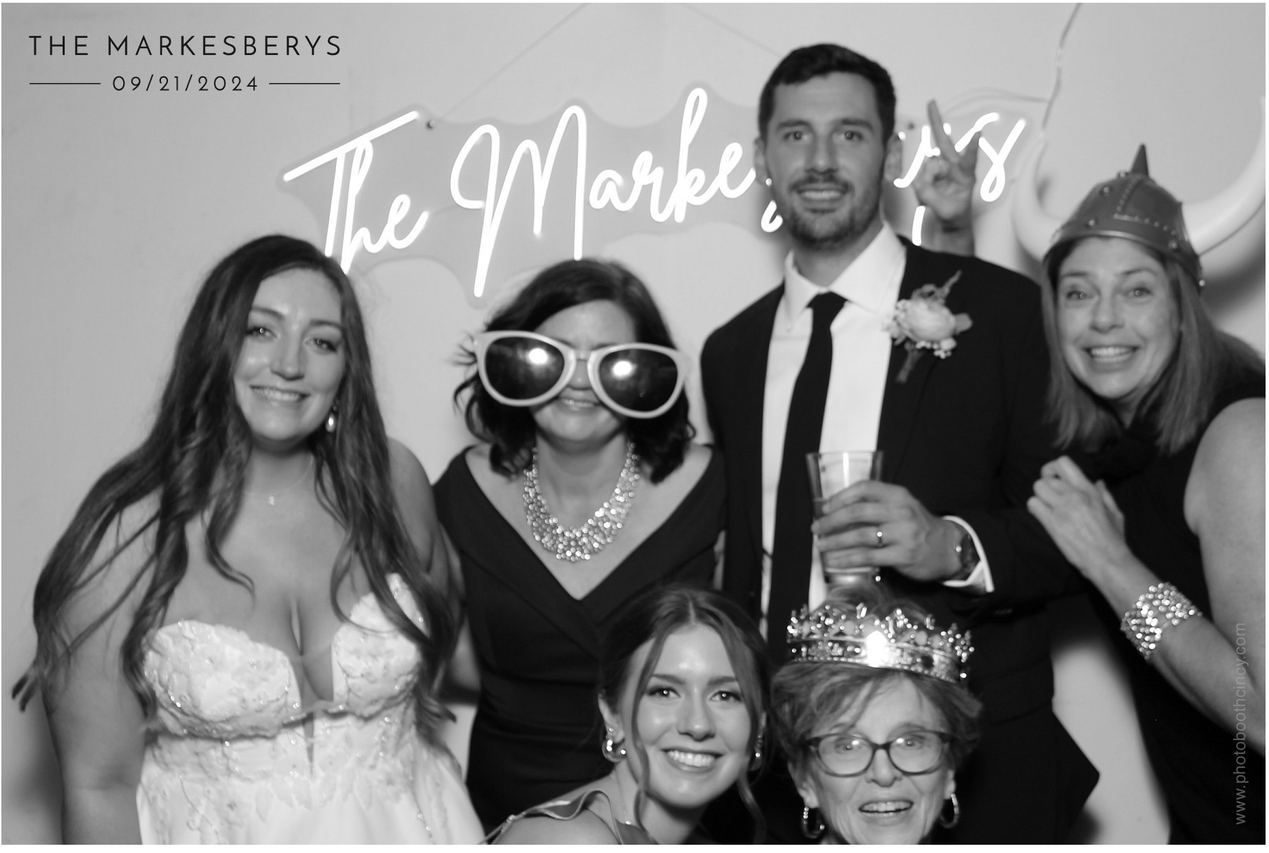 Locklier/Markesbery | View more photos from the event at gallery.photoboothcincy.com/u/PhotoBoothCincy/LocklierMarkesbery