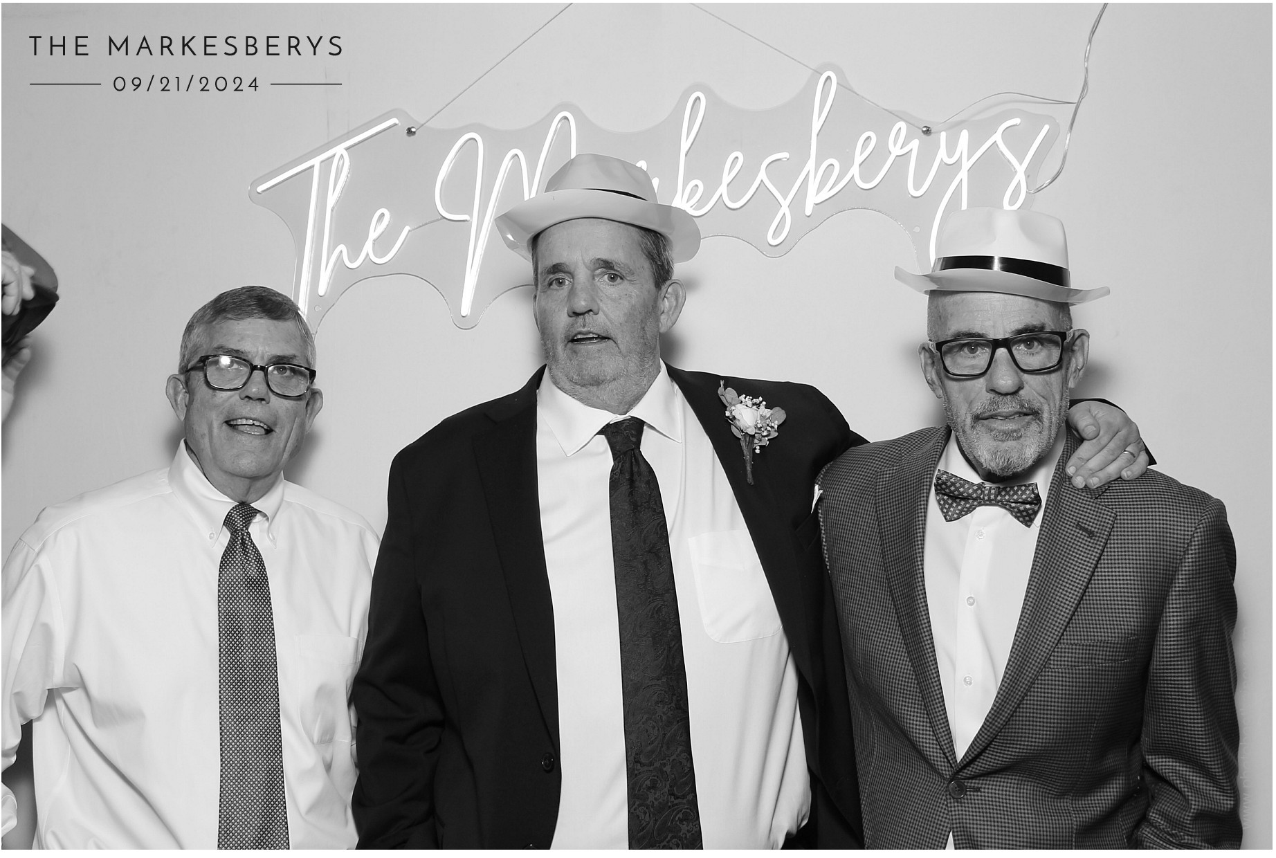 Locklier/Markesbery | View more photos from the event at gallery.photoboothcincy.com/u/PhotoBoothCincy/LocklierMarkesbery