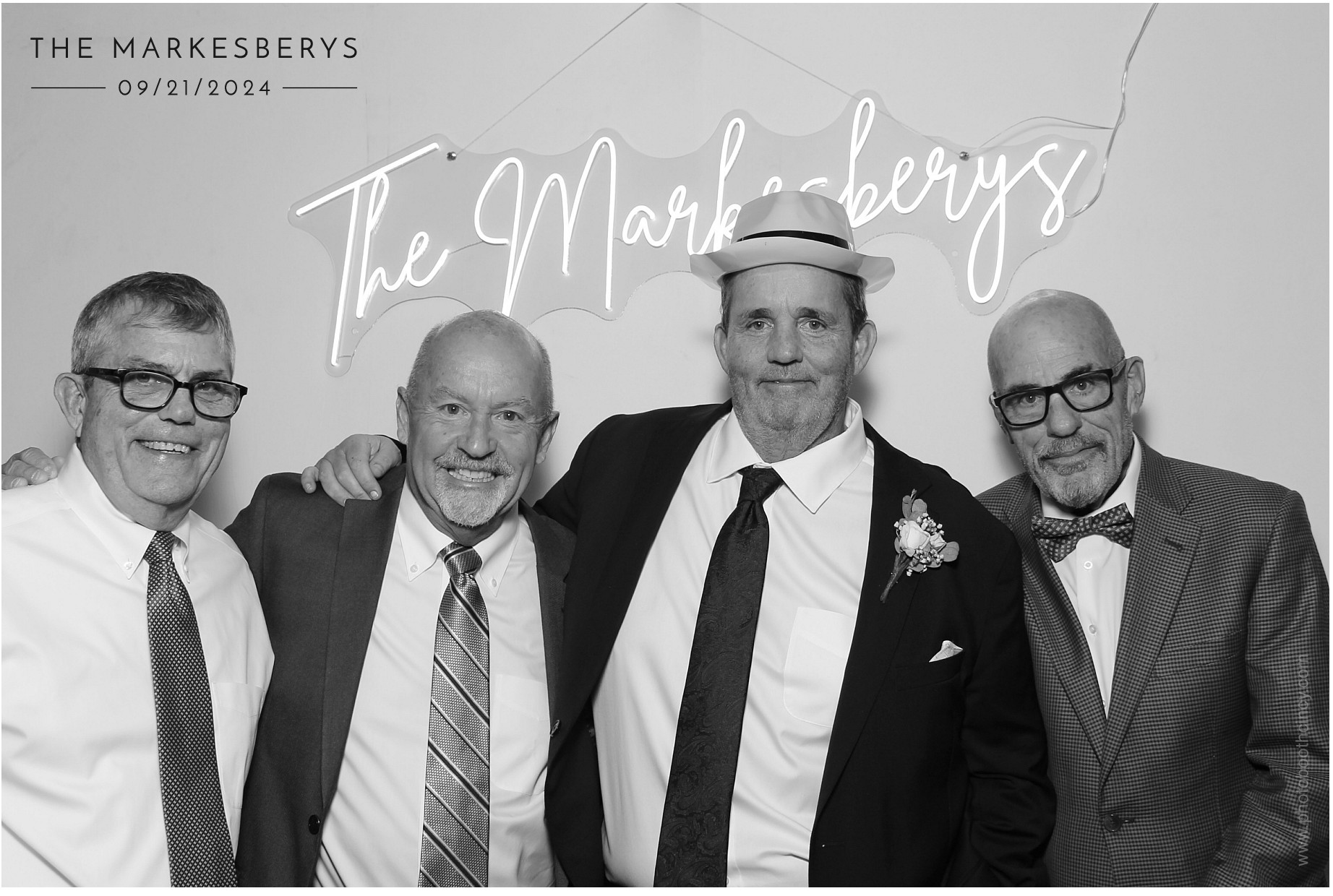 Locklier/Markesbery | View more photos from the event at gallery.photoboothcincy.com/u/PhotoBoothCincy/LocklierMarkesbery