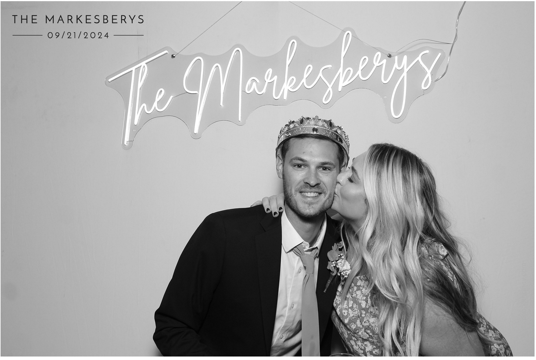 Locklier/Markesbery | View more photos from the event at gallery.photoboothcincy.com/u/PhotoBoothCincy/LocklierMarkesbery