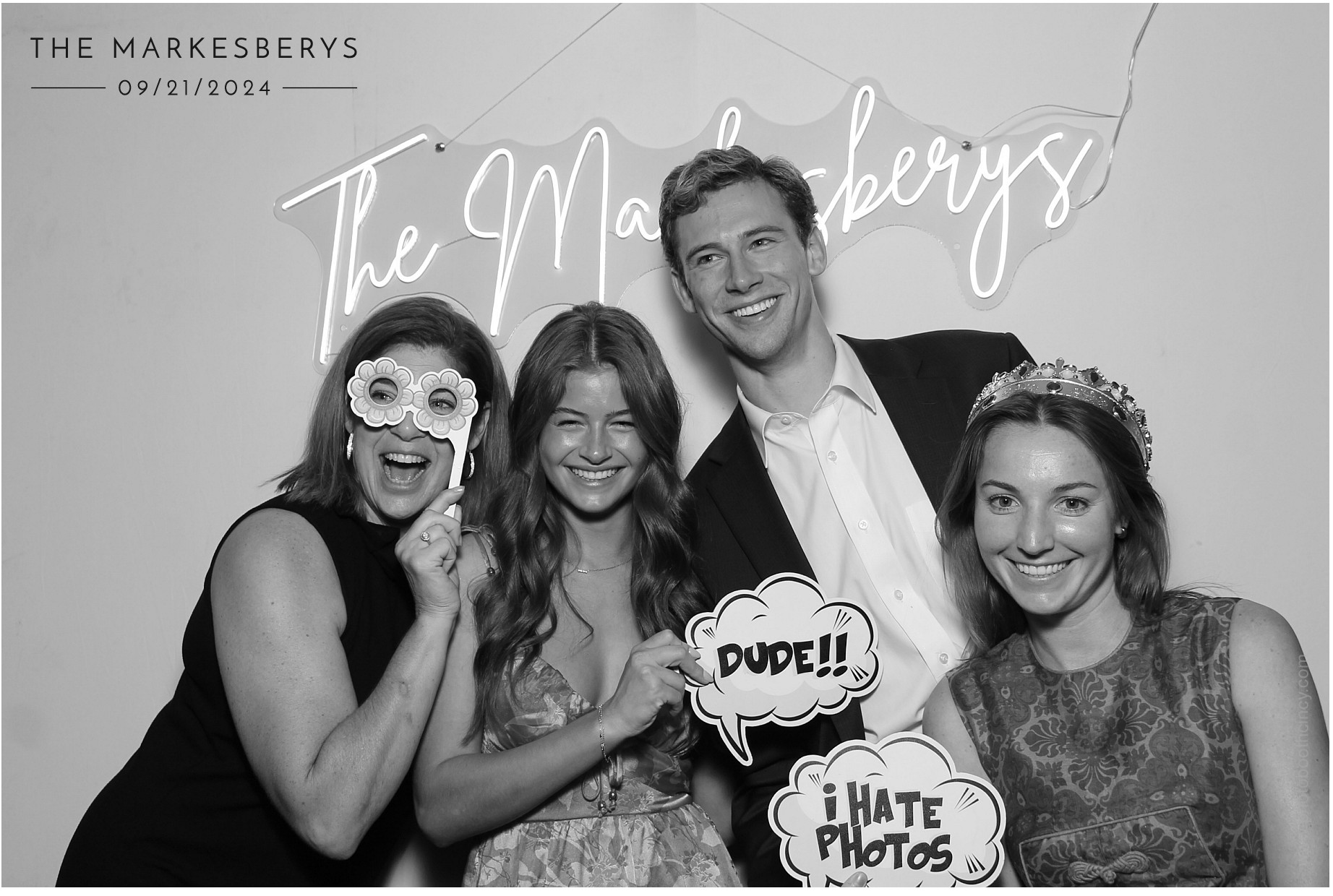 Locklier/Markesbery | View more photos from the event at gallery.photoboothcincy.com/u/PhotoBoothCincy/LocklierMarkesbery