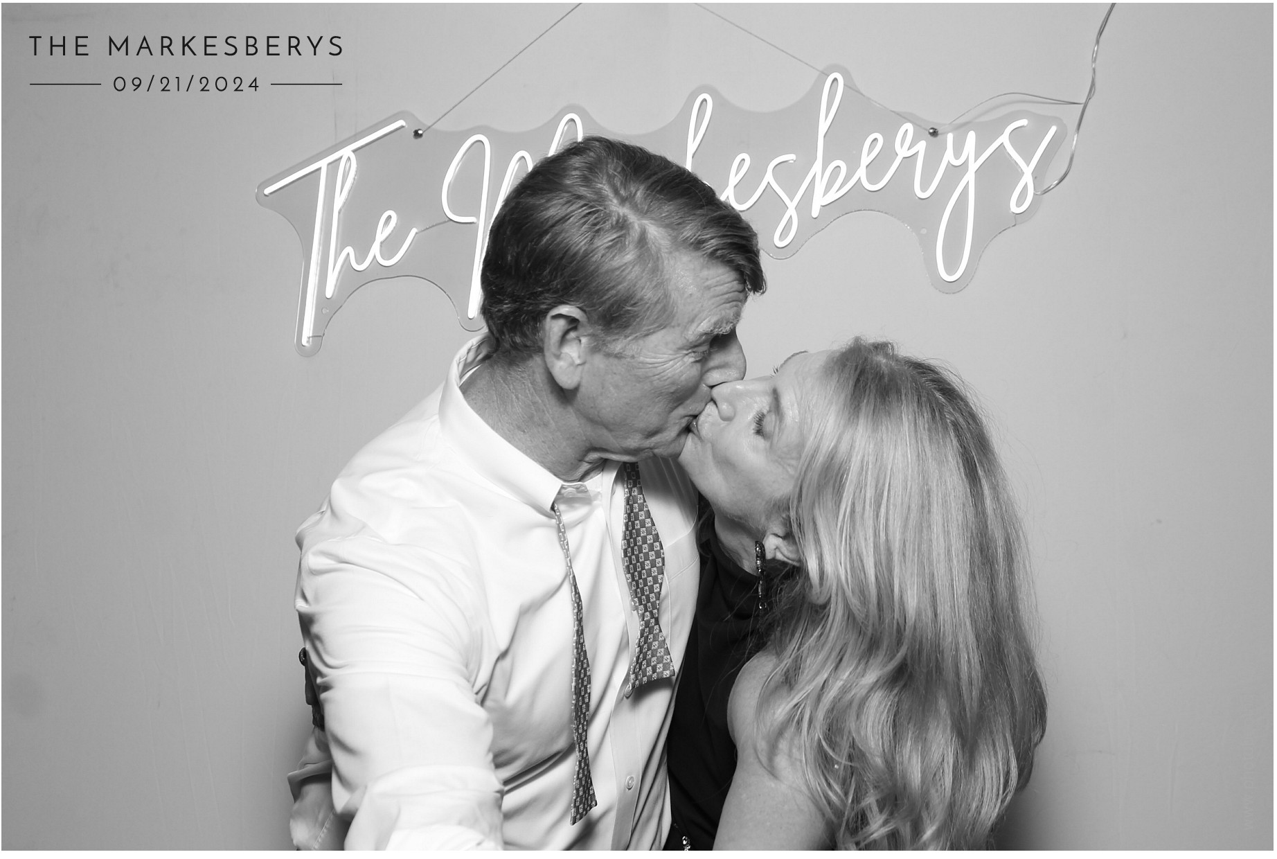 Locklier/Markesbery | View more photos from the event at gallery.photoboothcincy.com/u/PhotoBoothCincy/LocklierMarkesbery