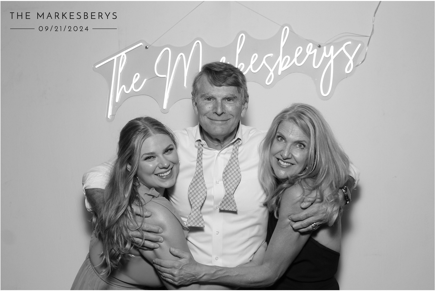 Locklier/Markesbery | View more photos from the event at gallery.photoboothcincy.com/u/PhotoBoothCincy/LocklierMarkesbery