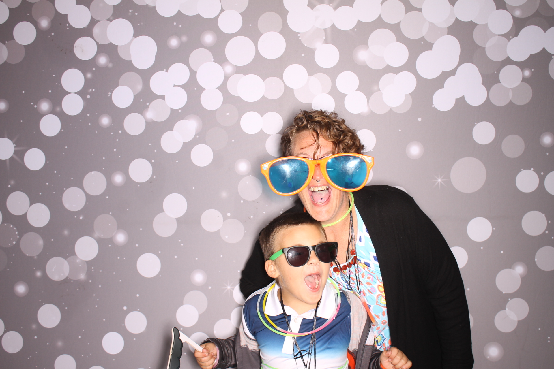 Loveland Mother/Son | View more photos from the event at gallery.photoboothcincy.com/u/PhotoBoothCincy/Loveland-MotherSon