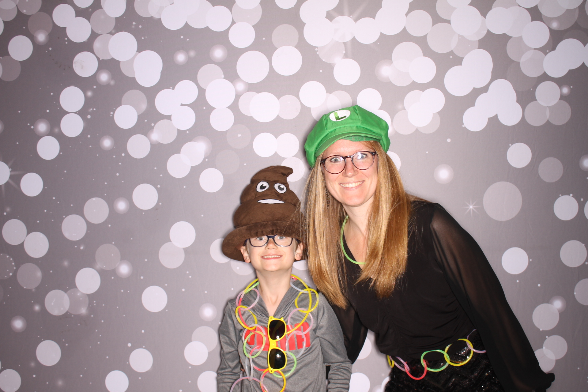 Loveland Mother/Son | View more photos from the event at gallery.photoboothcincy.com/u/PhotoBoothCincy/Loveland-MotherSon