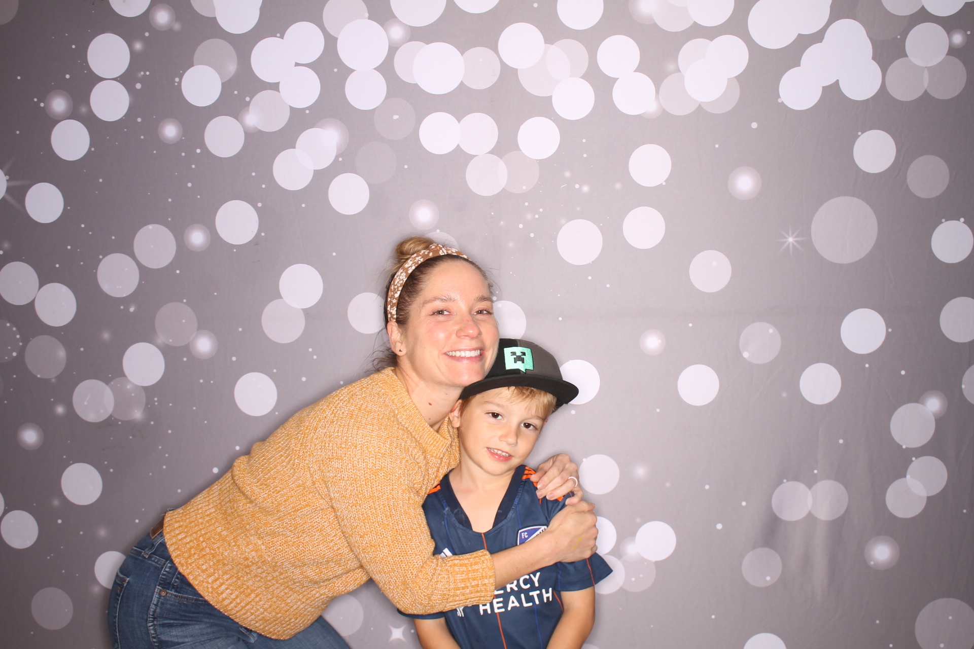 Loveland Mother/Son | View more photos from the event at gallery.photoboothcincy.com/u/PhotoBoothCincy/Loveland-MotherSon