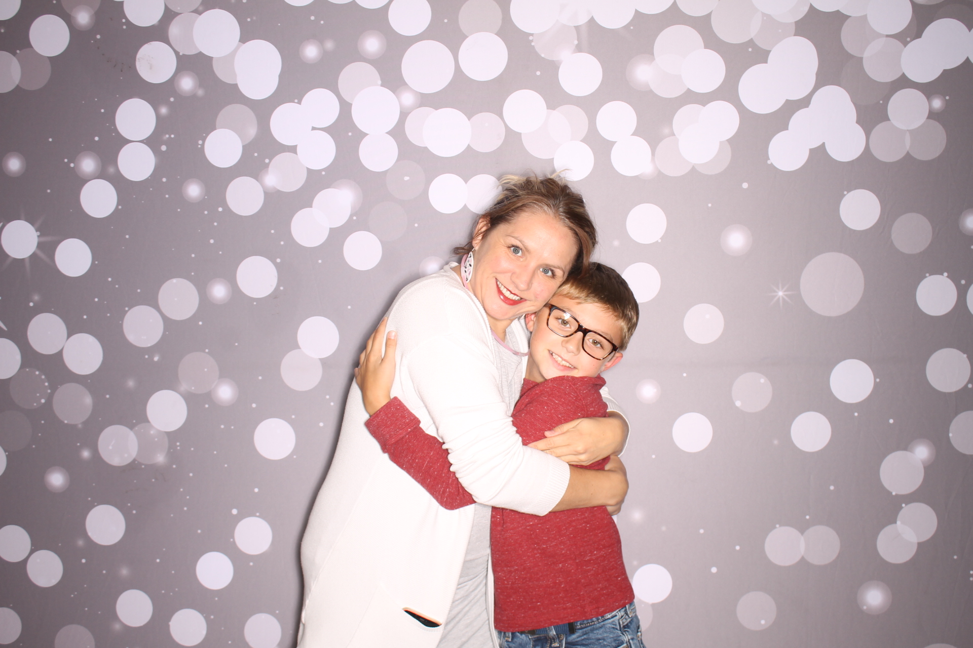 Loveland Mother/Son | View more photos from the event at gallery.photoboothcincy.com/u/PhotoBoothCincy/Loveland-MotherSon