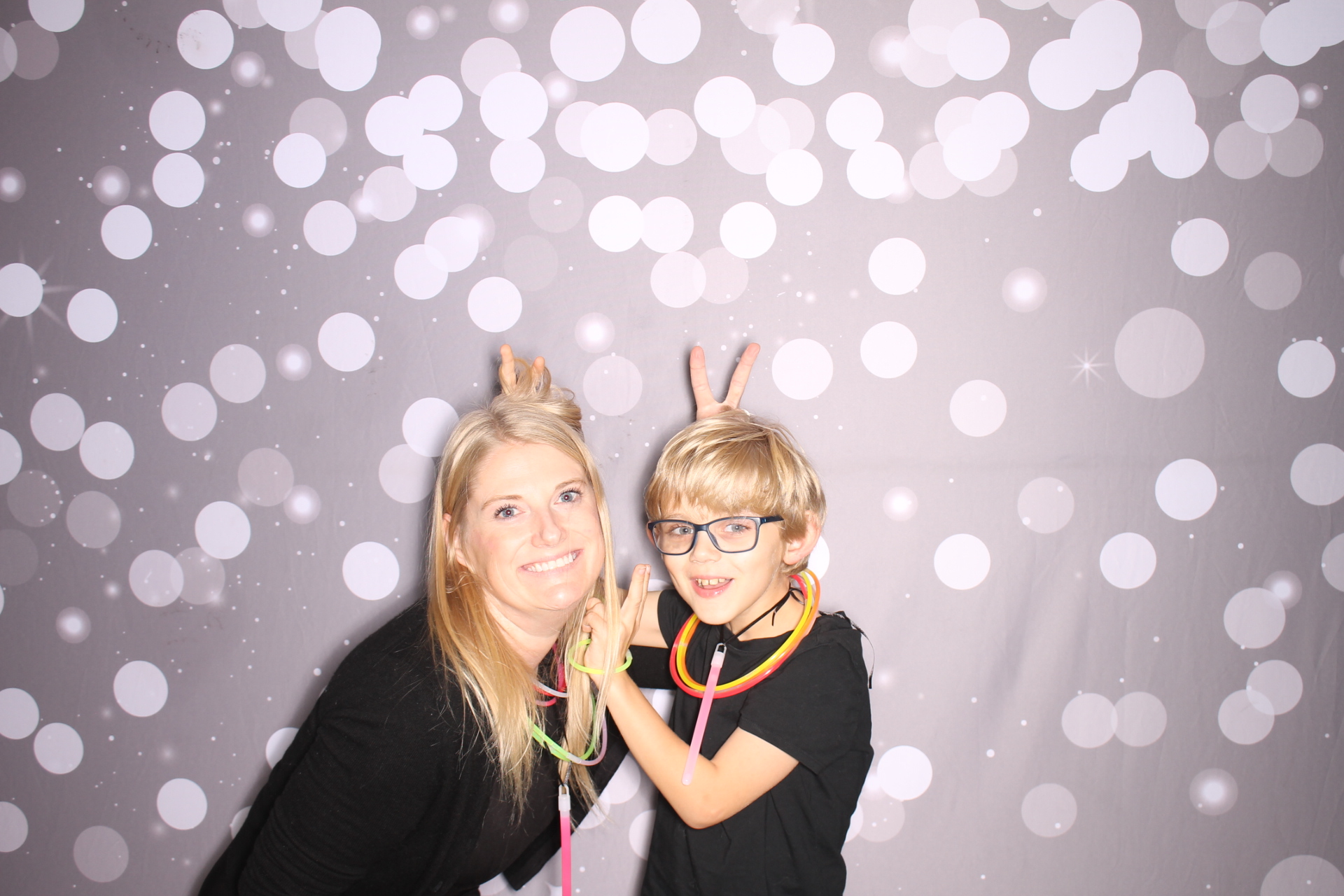 Loveland Mother/Son | View more photos from the event at gallery.photoboothcincy.com/u/PhotoBoothCincy/Loveland-MotherSon
