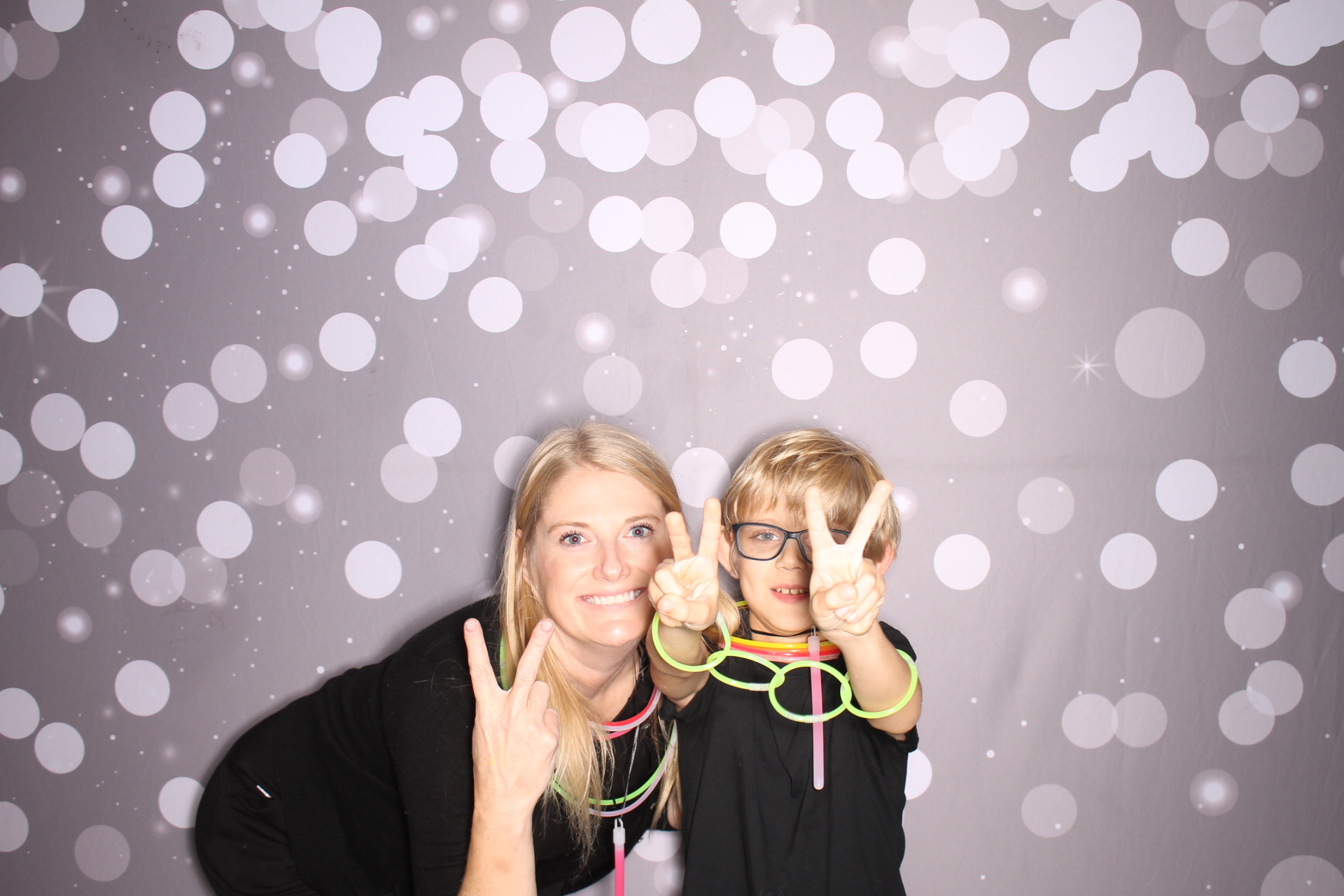 Loveland Mother/Son | View more photos from the event at gallery.photoboothcincy.com/u/PhotoBoothCincy/Loveland-MotherSon