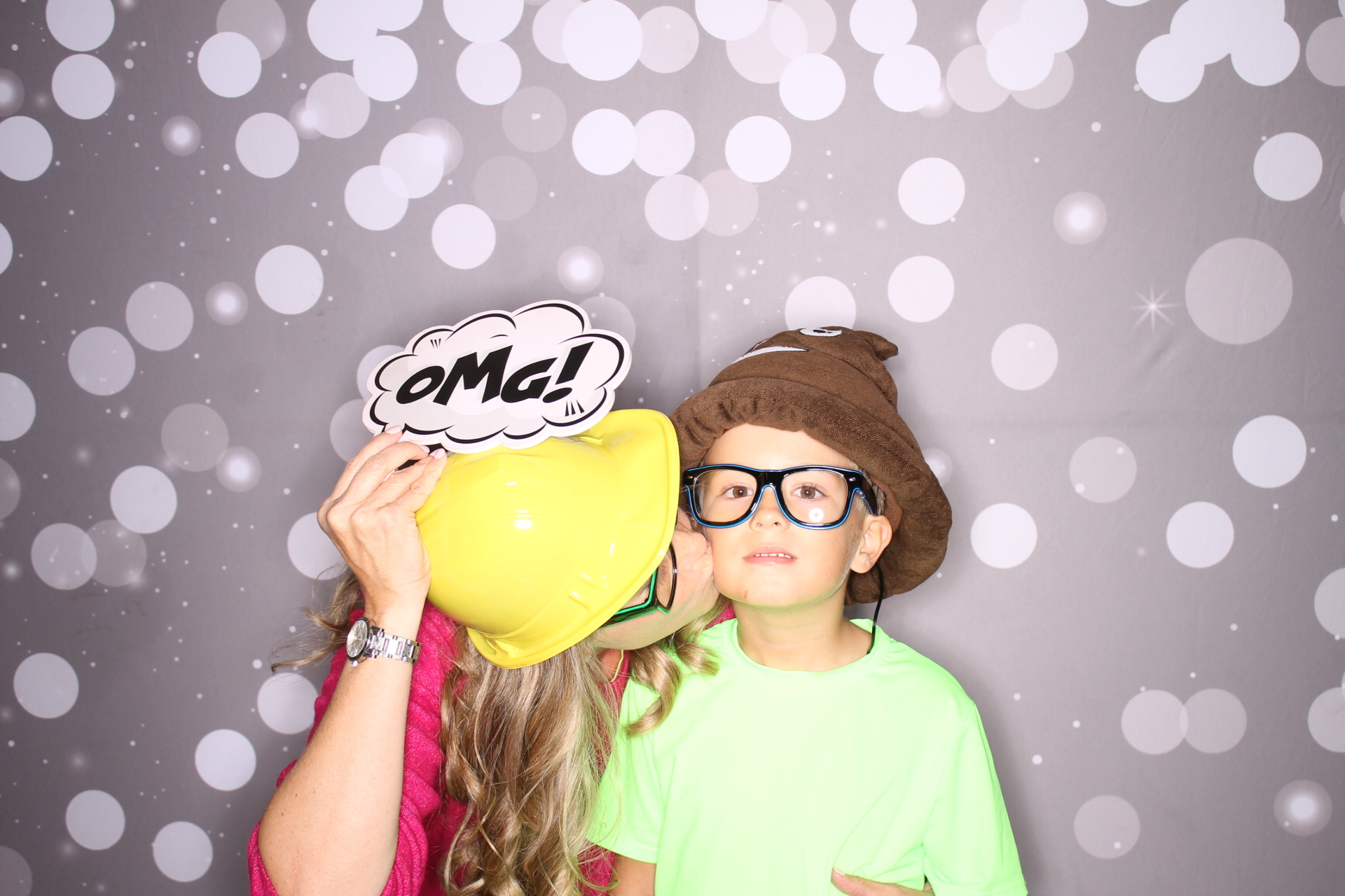 Loveland Mother/Son | View more photos from the event at gallery.photoboothcincy.com/u/PhotoBoothCincy/Loveland-MotherSon