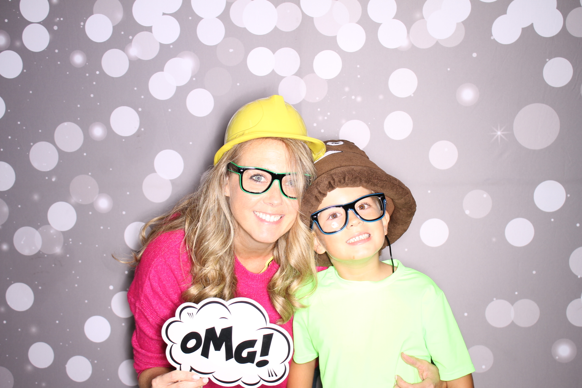 Loveland Mother/Son | View more photos from the event at gallery.photoboothcincy.com/u/PhotoBoothCincy/Loveland-MotherSon
