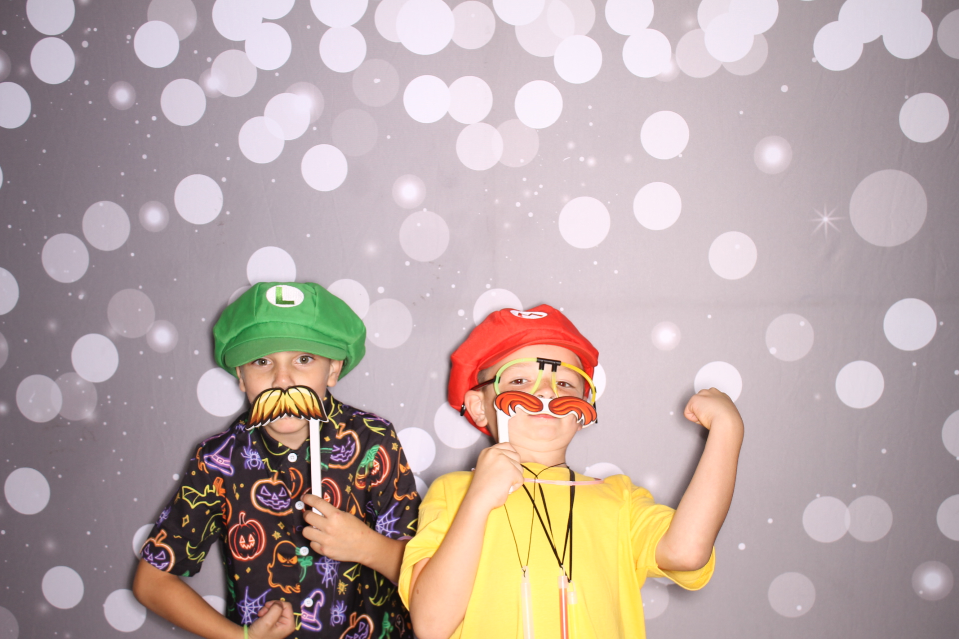 Loveland Mother/Son | View more photos from the event at gallery.photoboothcincy.com/u/PhotoBoothCincy/Loveland-MotherSon