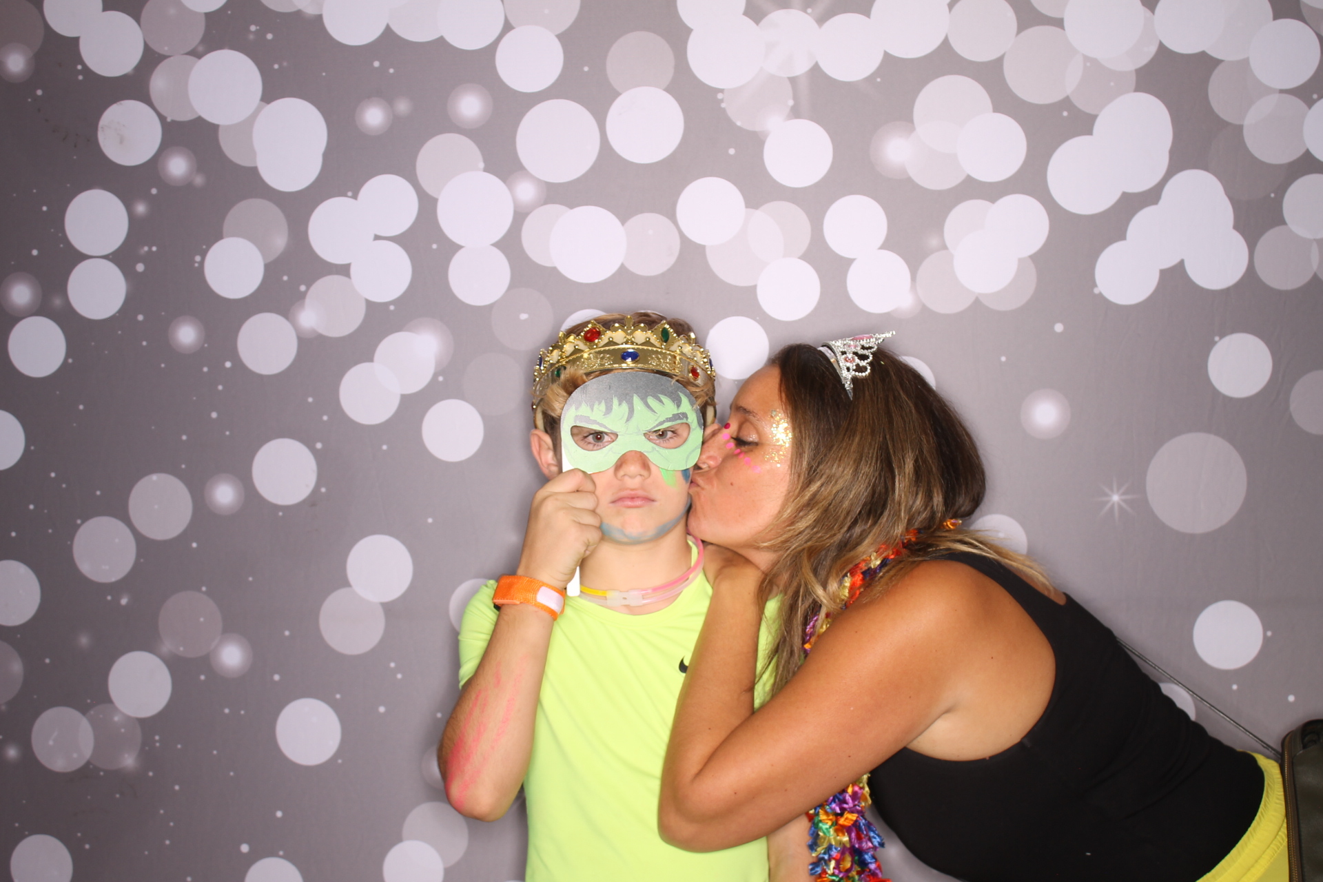 Loveland Mother/Son | View more photos from the event at gallery.photoboothcincy.com/u/PhotoBoothCincy/Loveland-MotherSon
