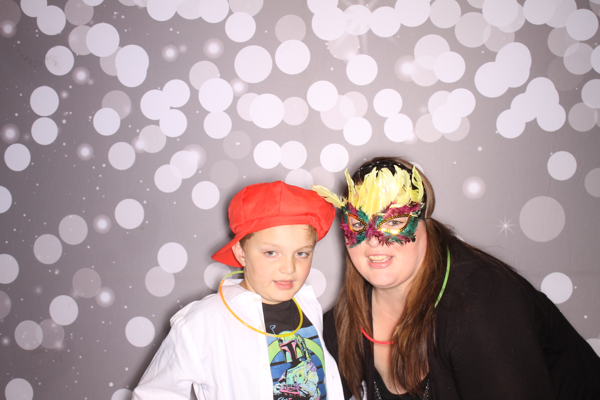 Loveland Mother/Son | View more photos from the event at gallery.photoboothcincy.com/u/PhotoBoothCincy/Loveland-MotherSon
