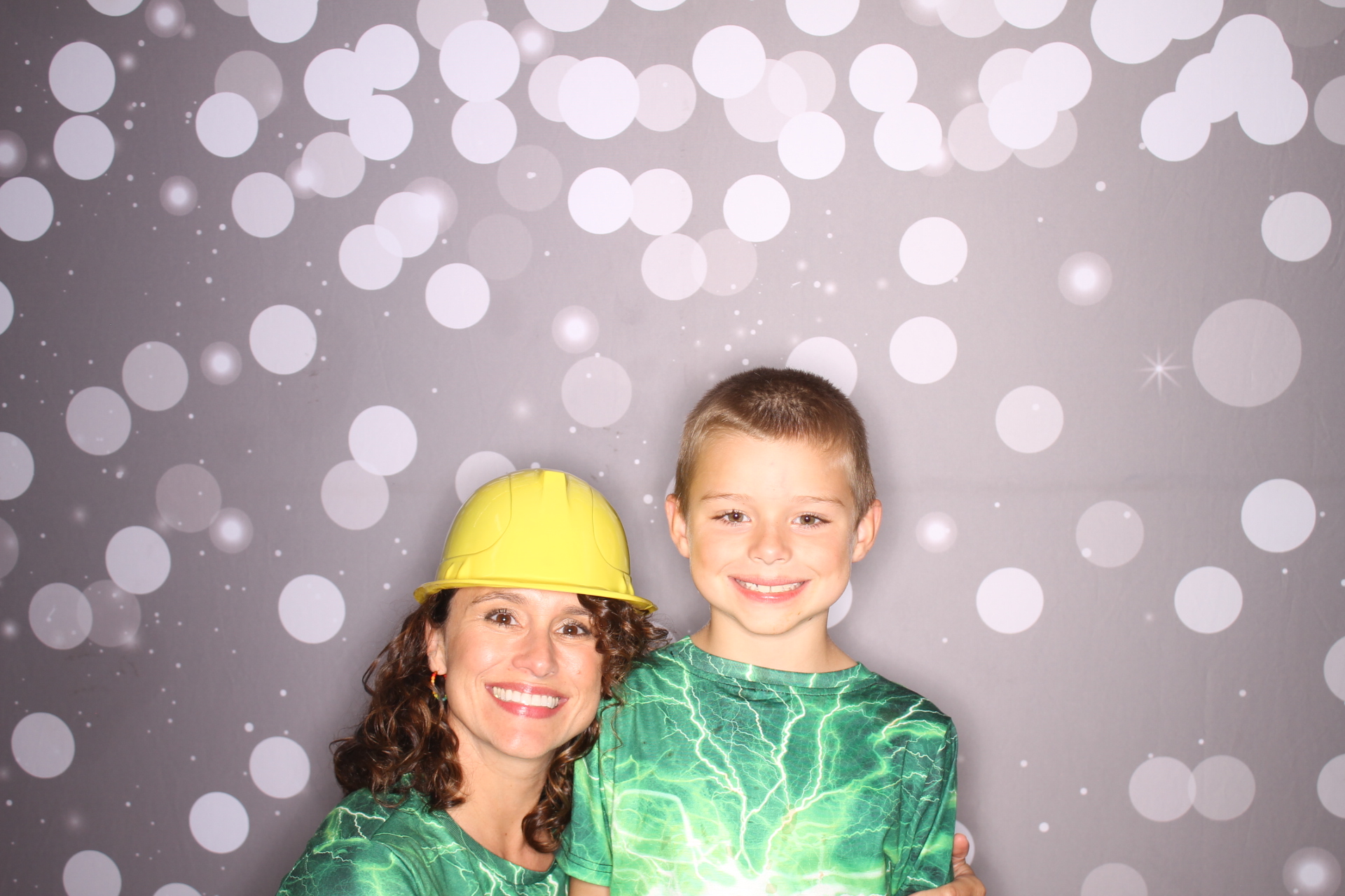 Loveland Mother/Son | View more photos from the event at gallery.photoboothcincy.com/u/PhotoBoothCincy/Loveland-MotherSon