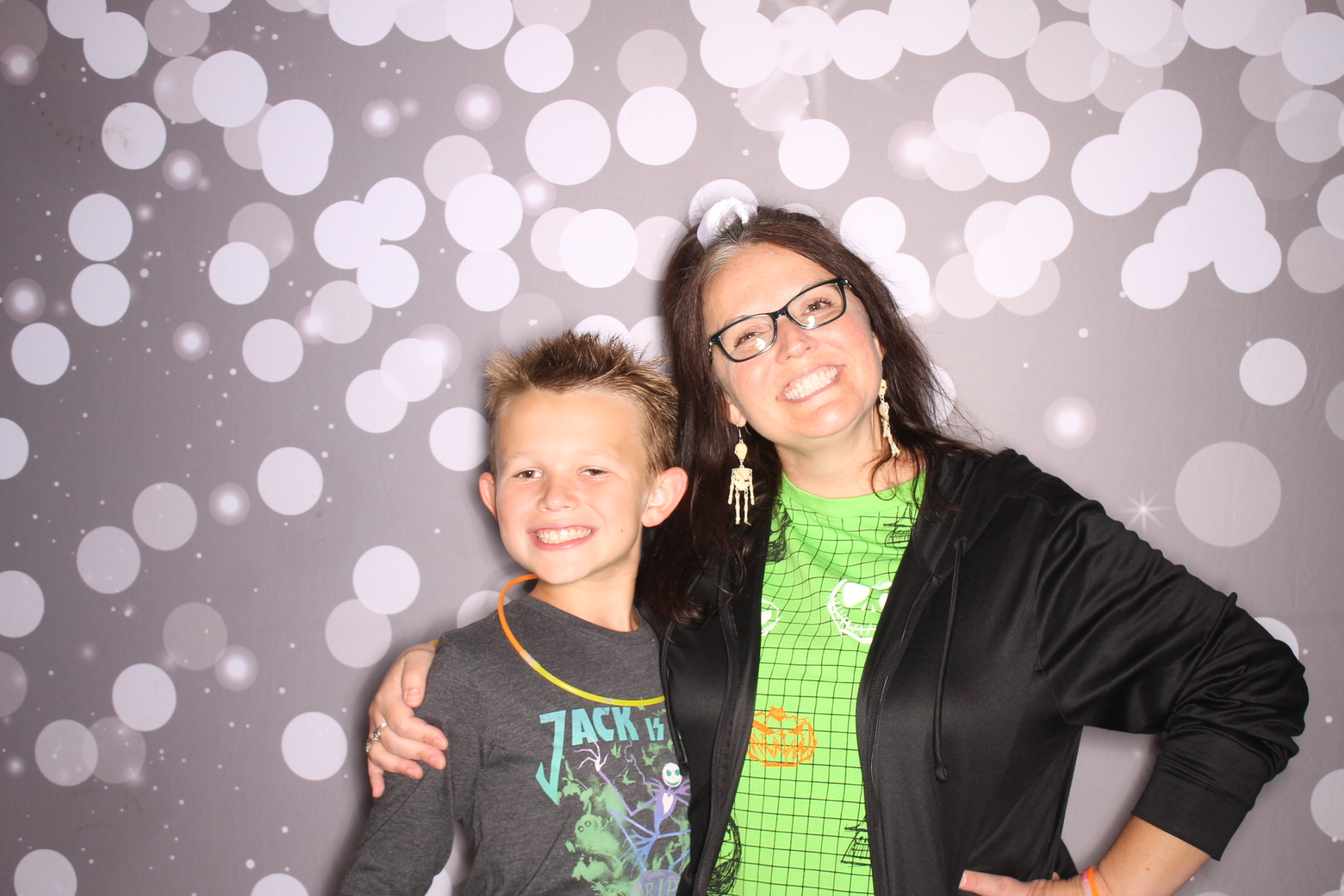 Loveland Mother/Son | View more photos from the event at gallery.photoboothcincy.com/u/PhotoBoothCincy/Loveland-MotherSon