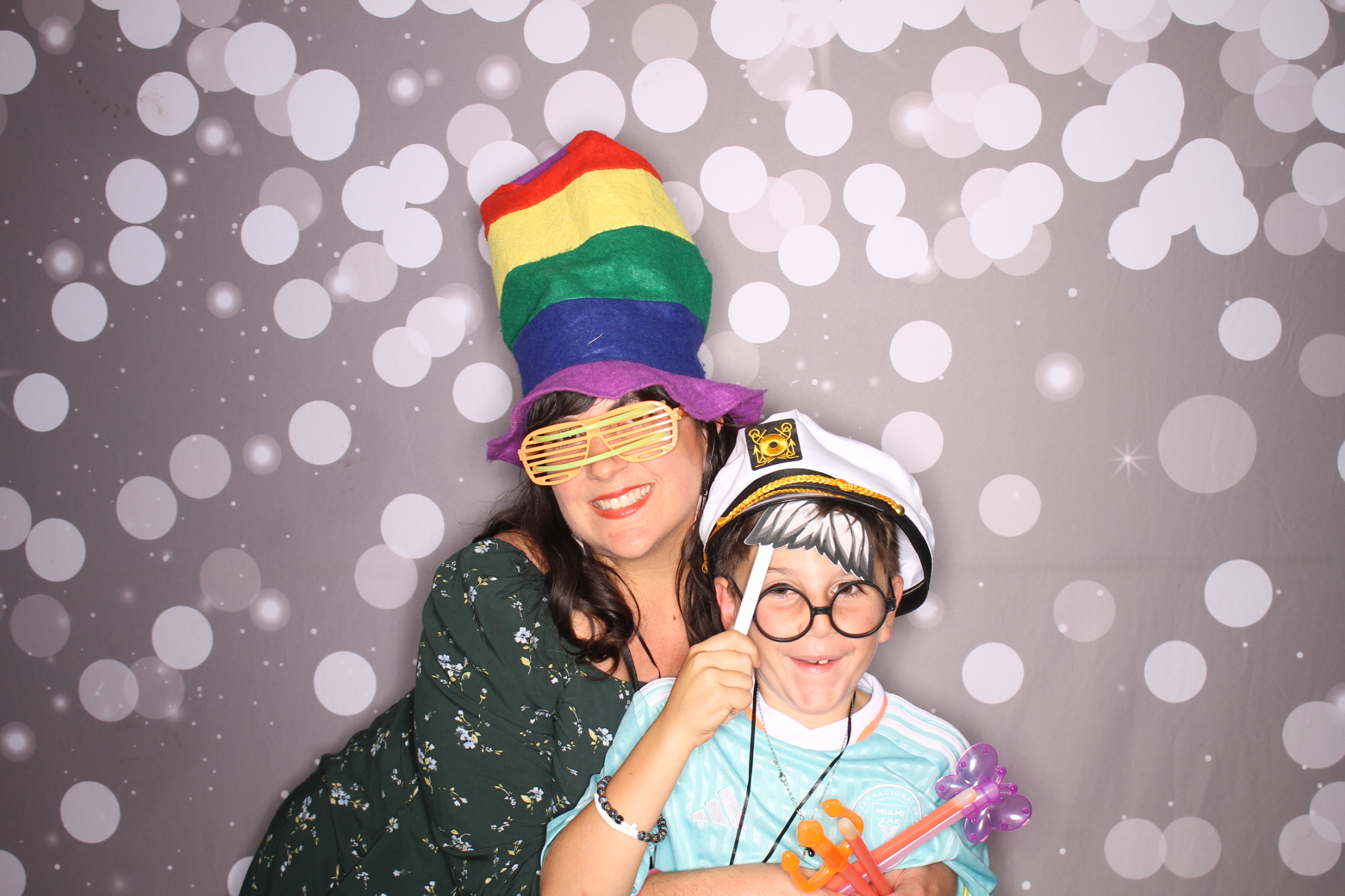 Loveland Mother/Son | View more photos from the event at gallery.photoboothcincy.com/u/PhotoBoothCincy/Loveland-MotherSon