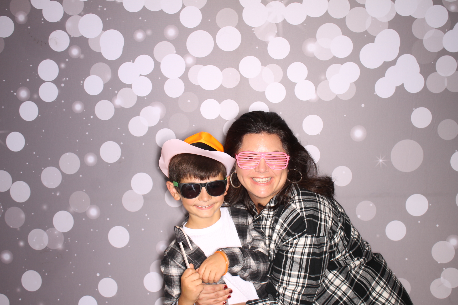 Loveland Mother/Son | View more photos from the event at gallery.photoboothcincy.com/u/PhotoBoothCincy/Loveland-MotherSon