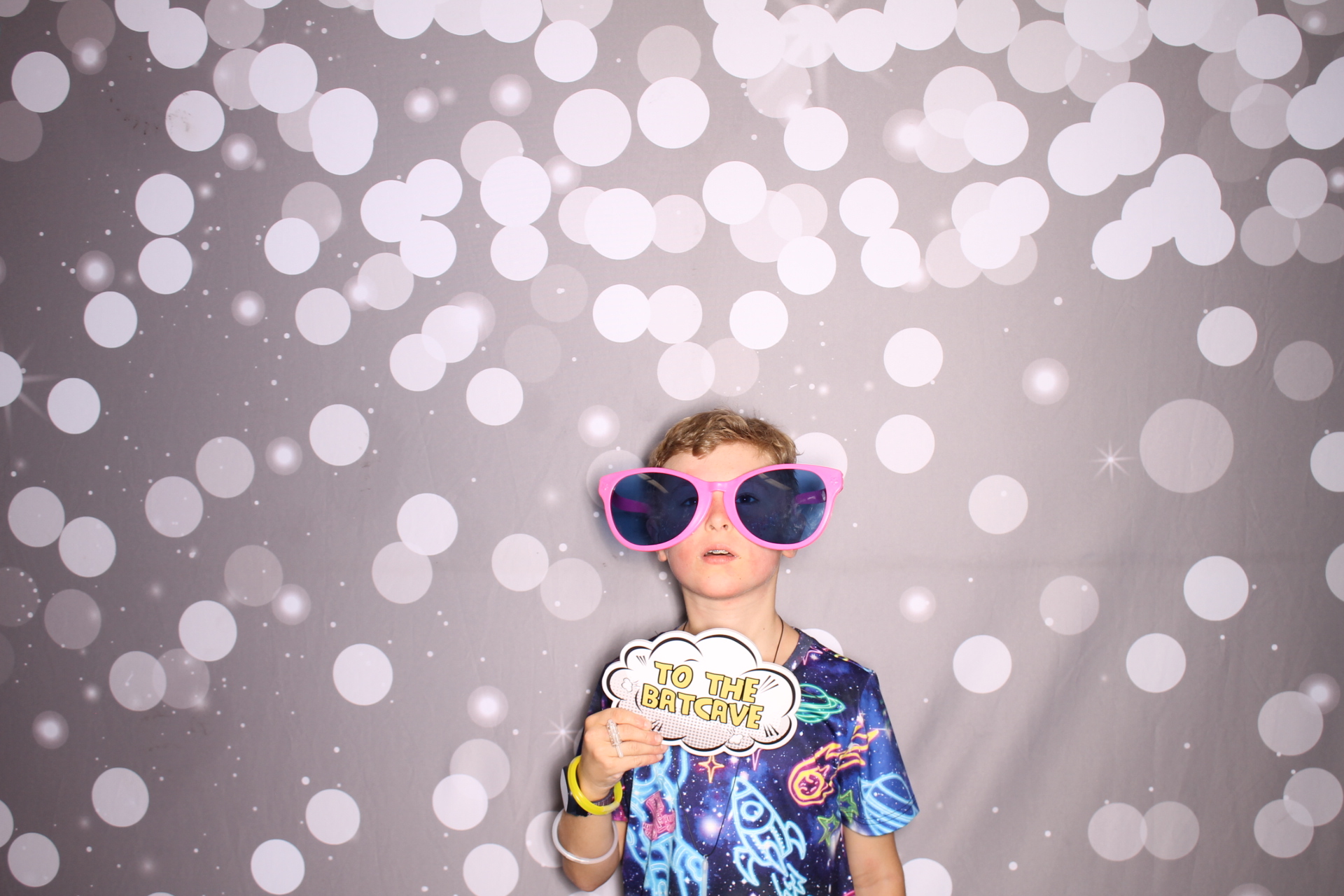 Loveland Mother/Son | View more photos from the event at gallery.photoboothcincy.com/u/PhotoBoothCincy/Loveland-MotherSon