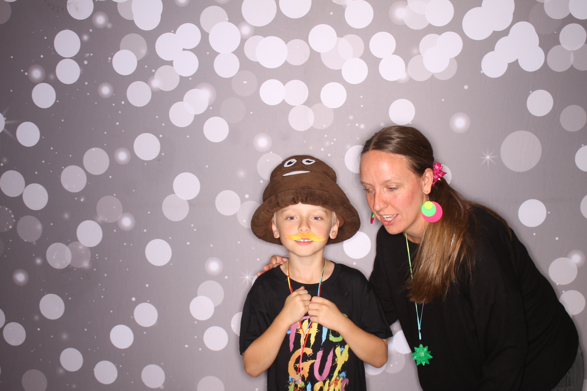 Loveland Mother/Son | View more photos from the event at gallery.photoboothcincy.com/u/PhotoBoothCincy/Loveland-MotherSon
