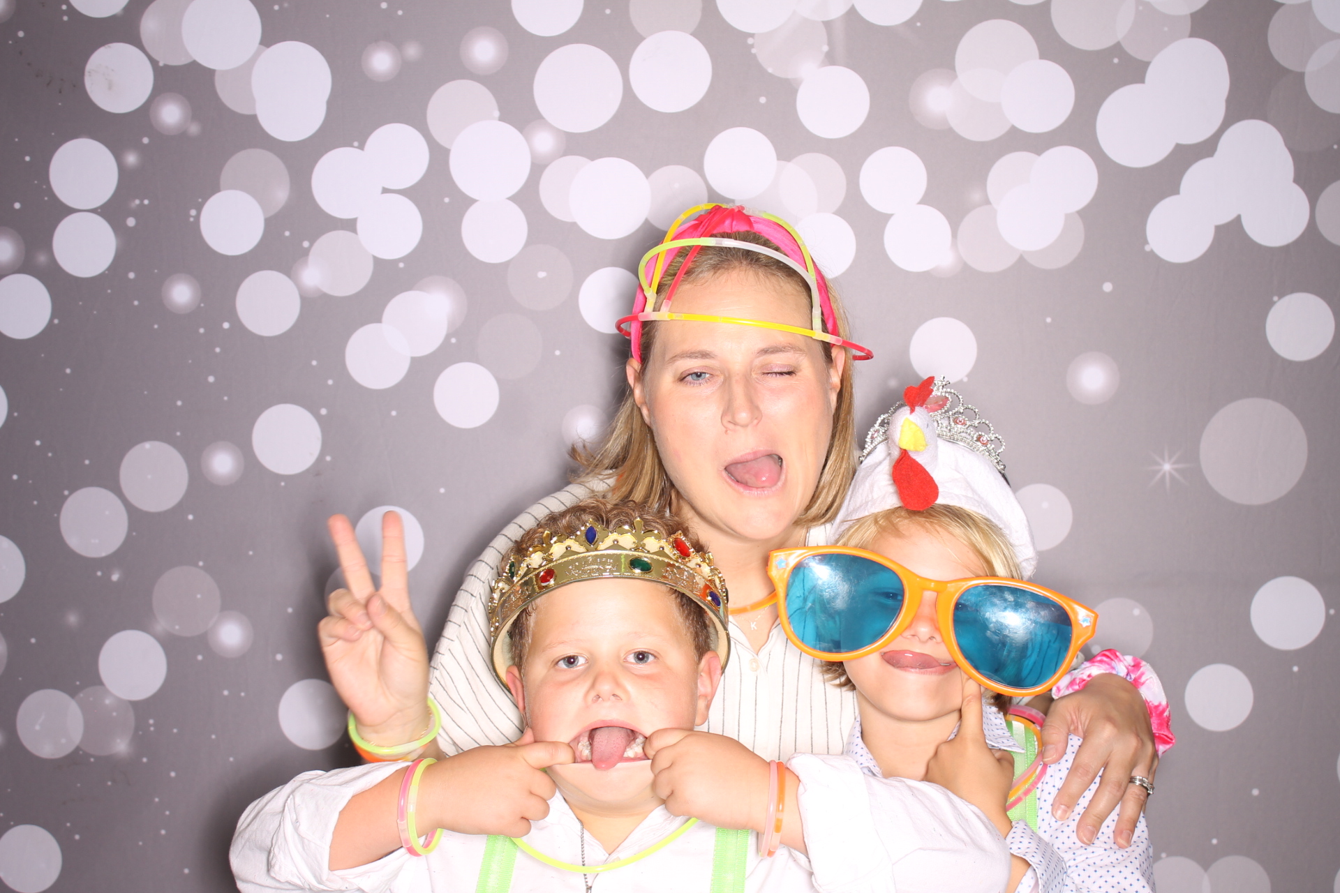 Loveland Mother/Son | View more photos from the event at gallery.photoboothcincy.com/u/PhotoBoothCincy/Loveland-MotherSon