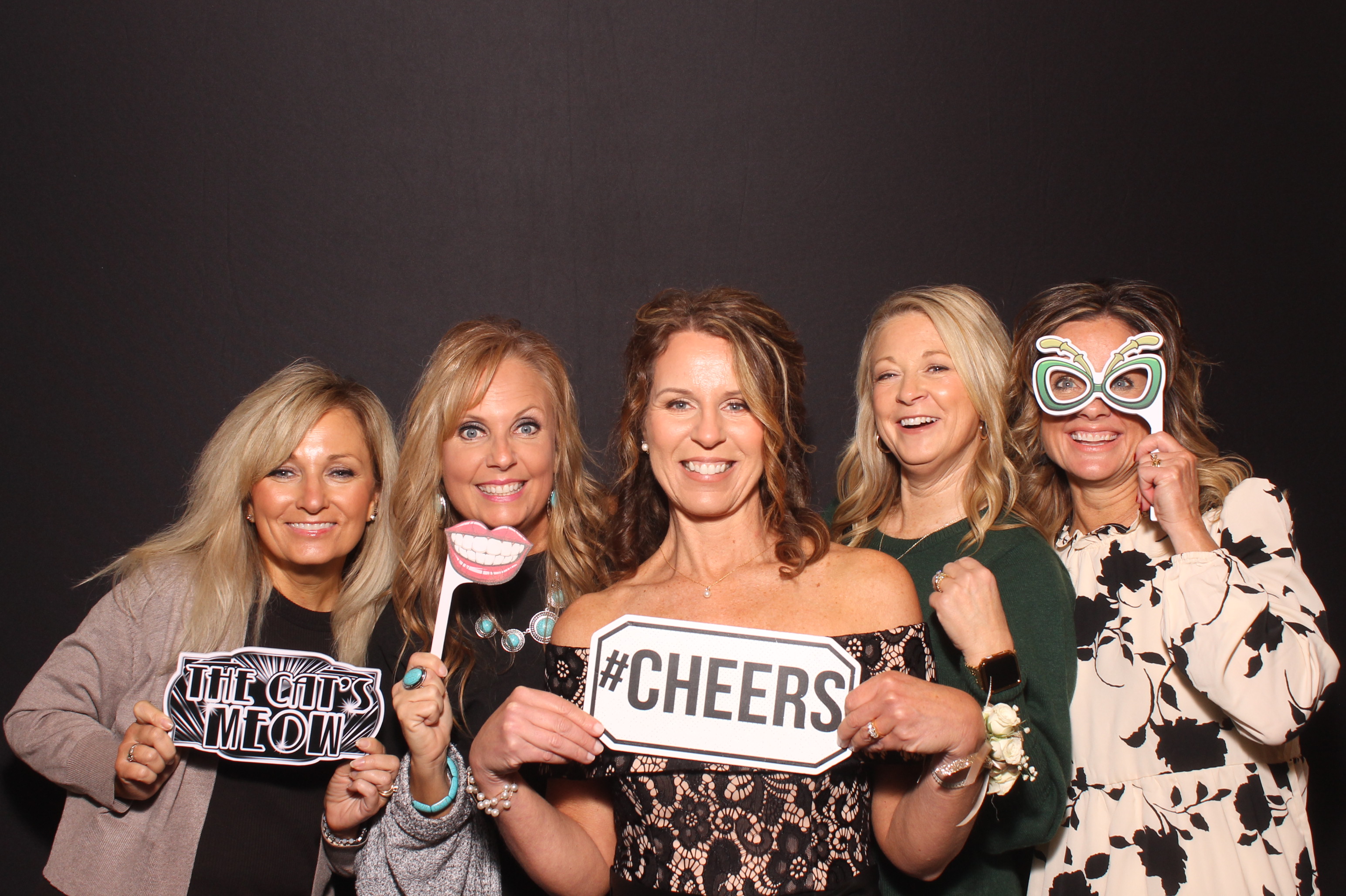 Lynn Drew Lewis Wedding | View more photos from the event at gallery.photoboothcincy.com/u/PhotoBoothCincy/Lynn-Drew-Lewis-Wedding