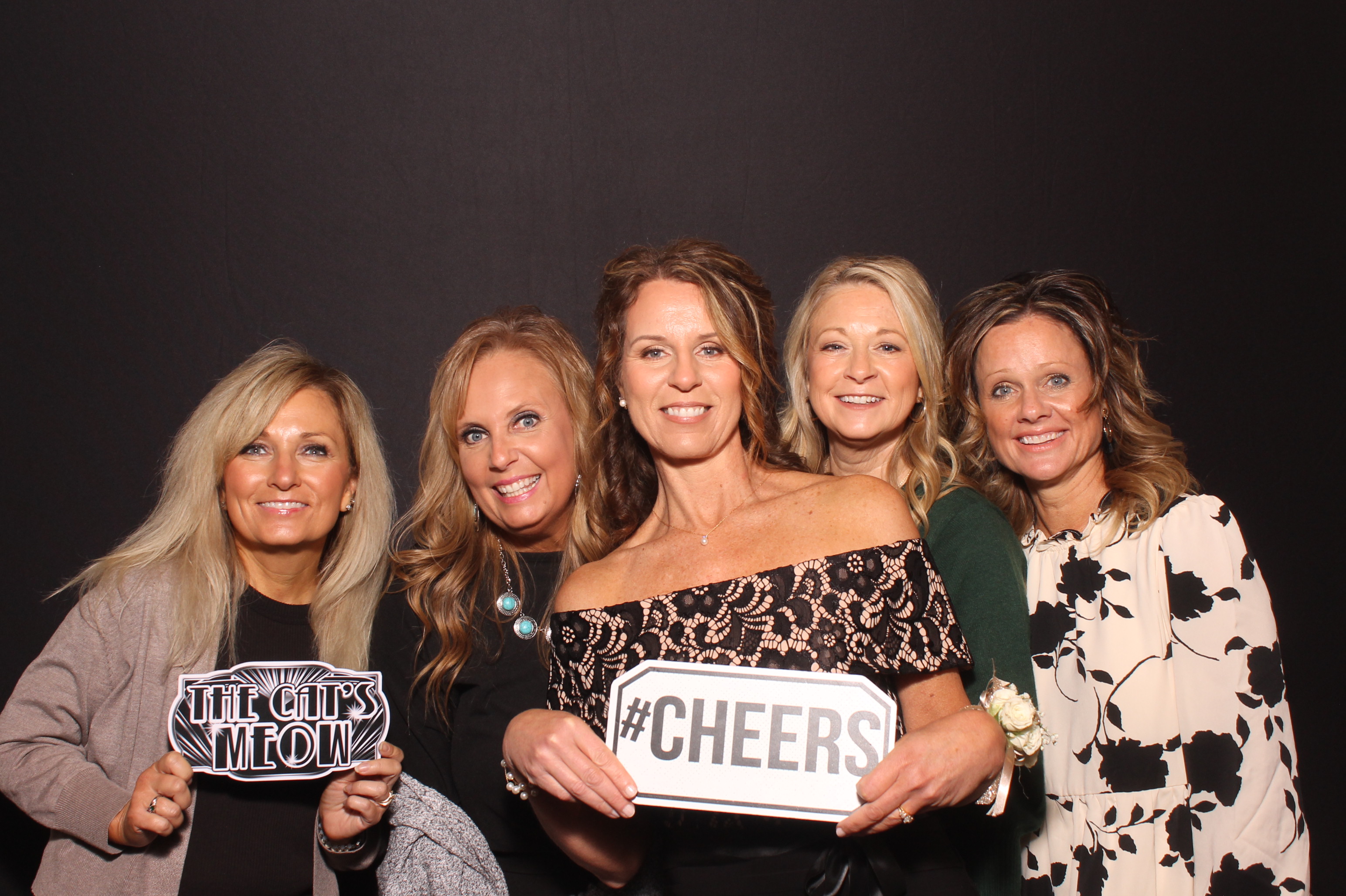 Lynn Drew Lewis Wedding | View more photos from the event at gallery.photoboothcincy.com/u/PhotoBoothCincy/Lynn-Drew-Lewis-Wedding