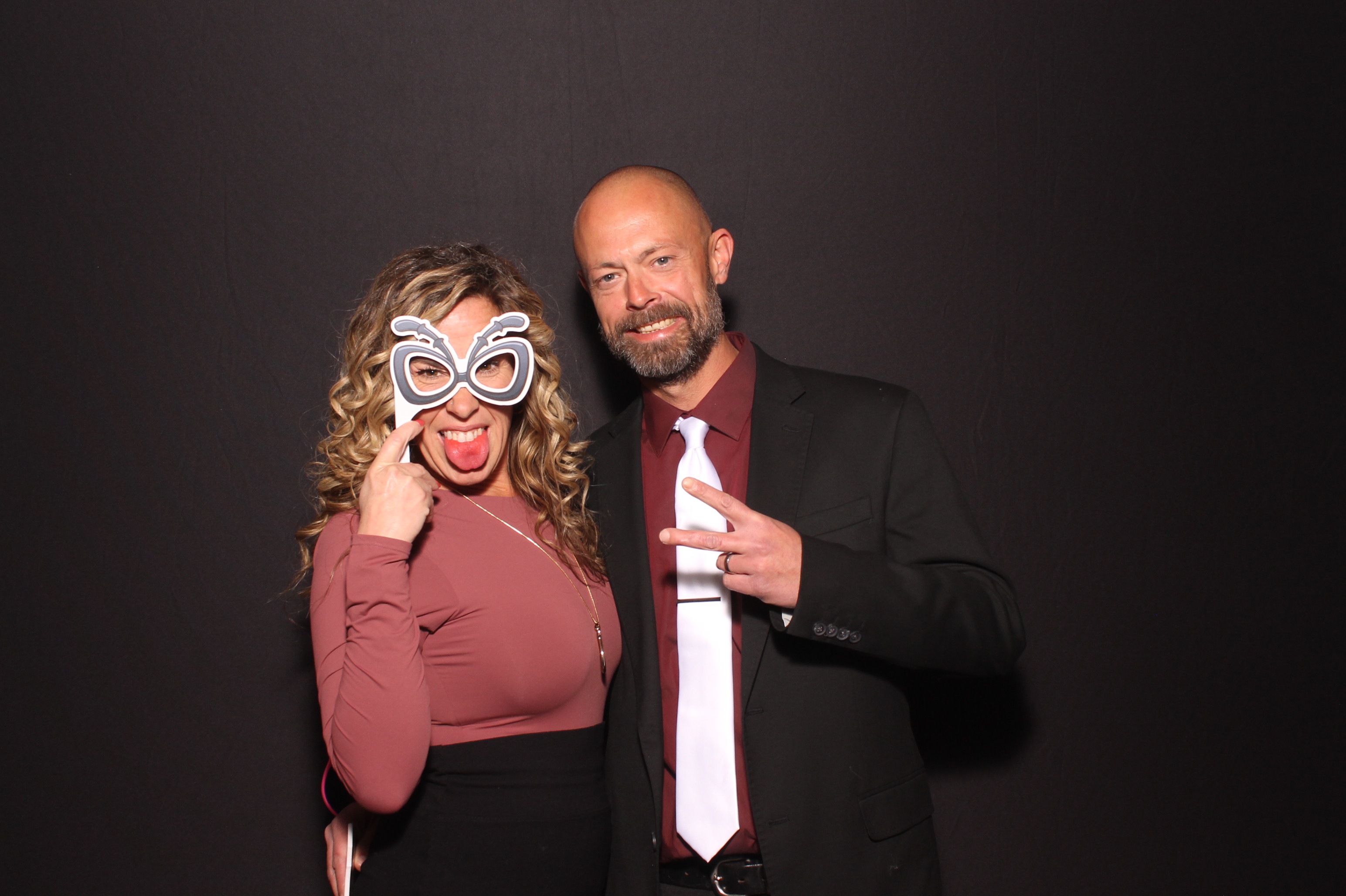 Lynn Drew Lewis Wedding | View more photos from the event at gallery.photoboothcincy.com/u/PhotoBoothCincy/Lynn-Drew-Lewis-Wedding