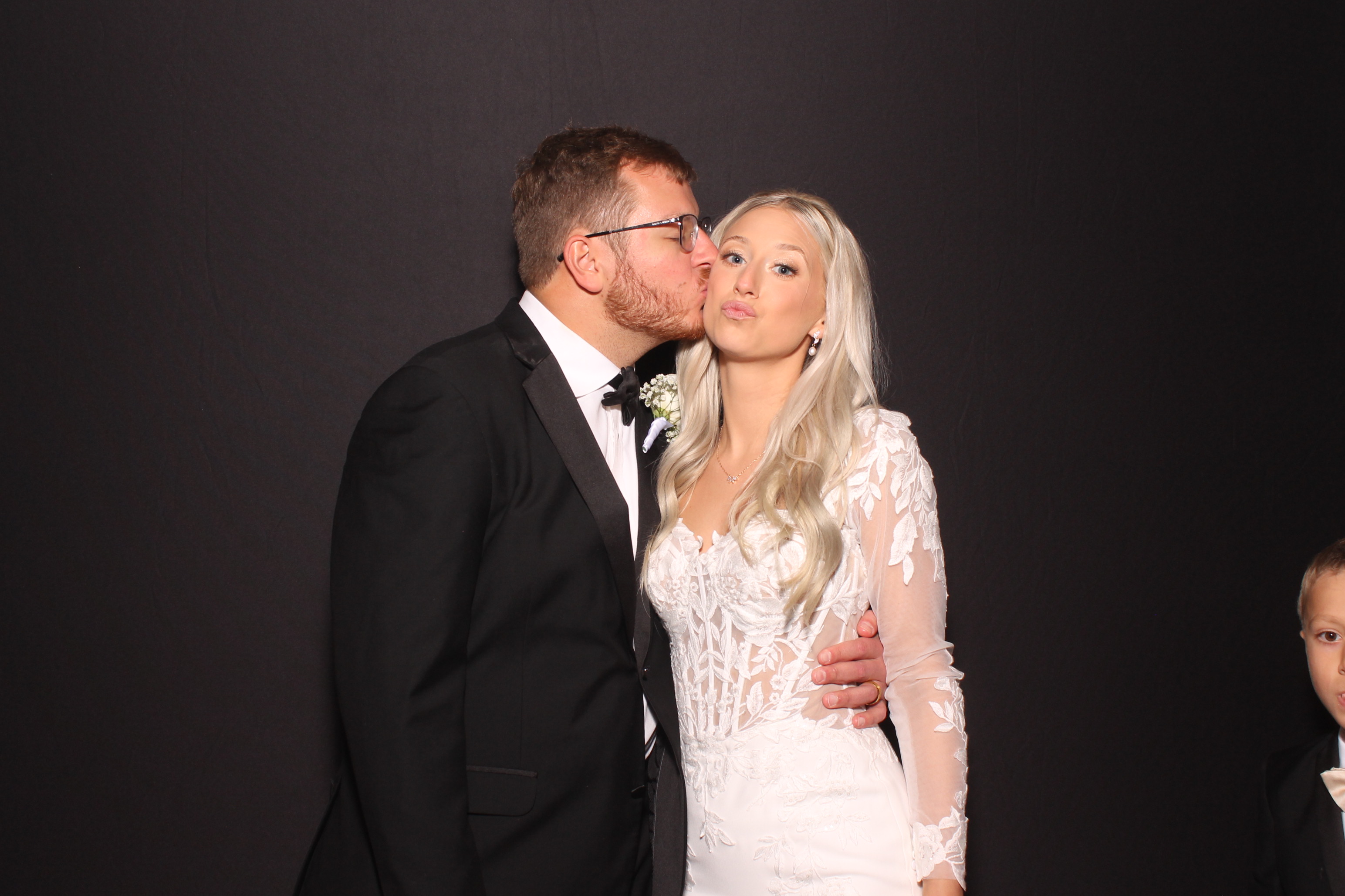 Lynn Drew Lewis Wedding | View more photos from the event at gallery.photoboothcincy.com/u/PhotoBoothCincy/Lynn-Drew-Lewis-Wedding