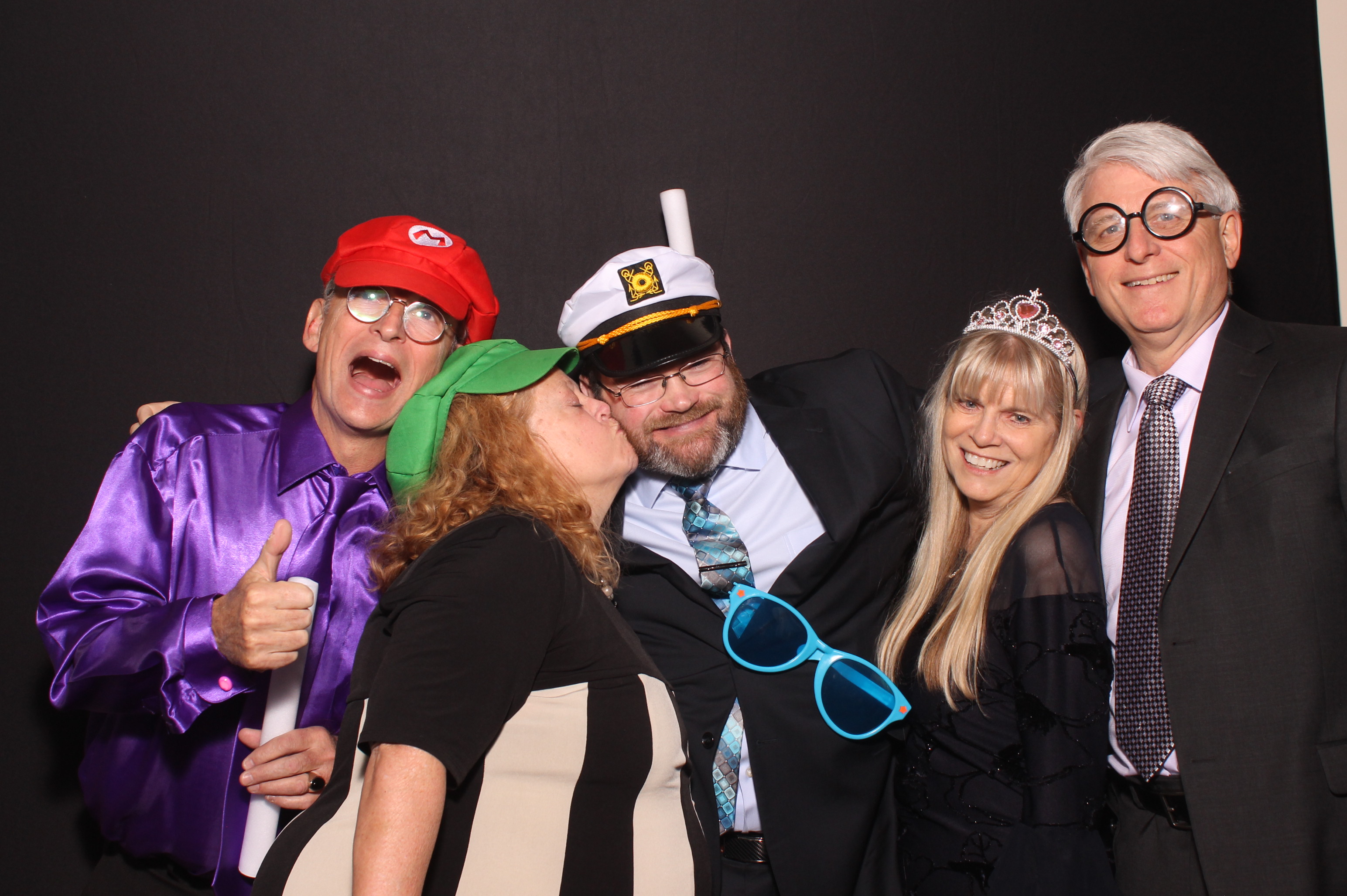Lynn Drew Lewis Wedding | View more photos from the event at gallery.photoboothcincy.com/u/PhotoBoothCincy/Lynn-Drew-Lewis-Wedding