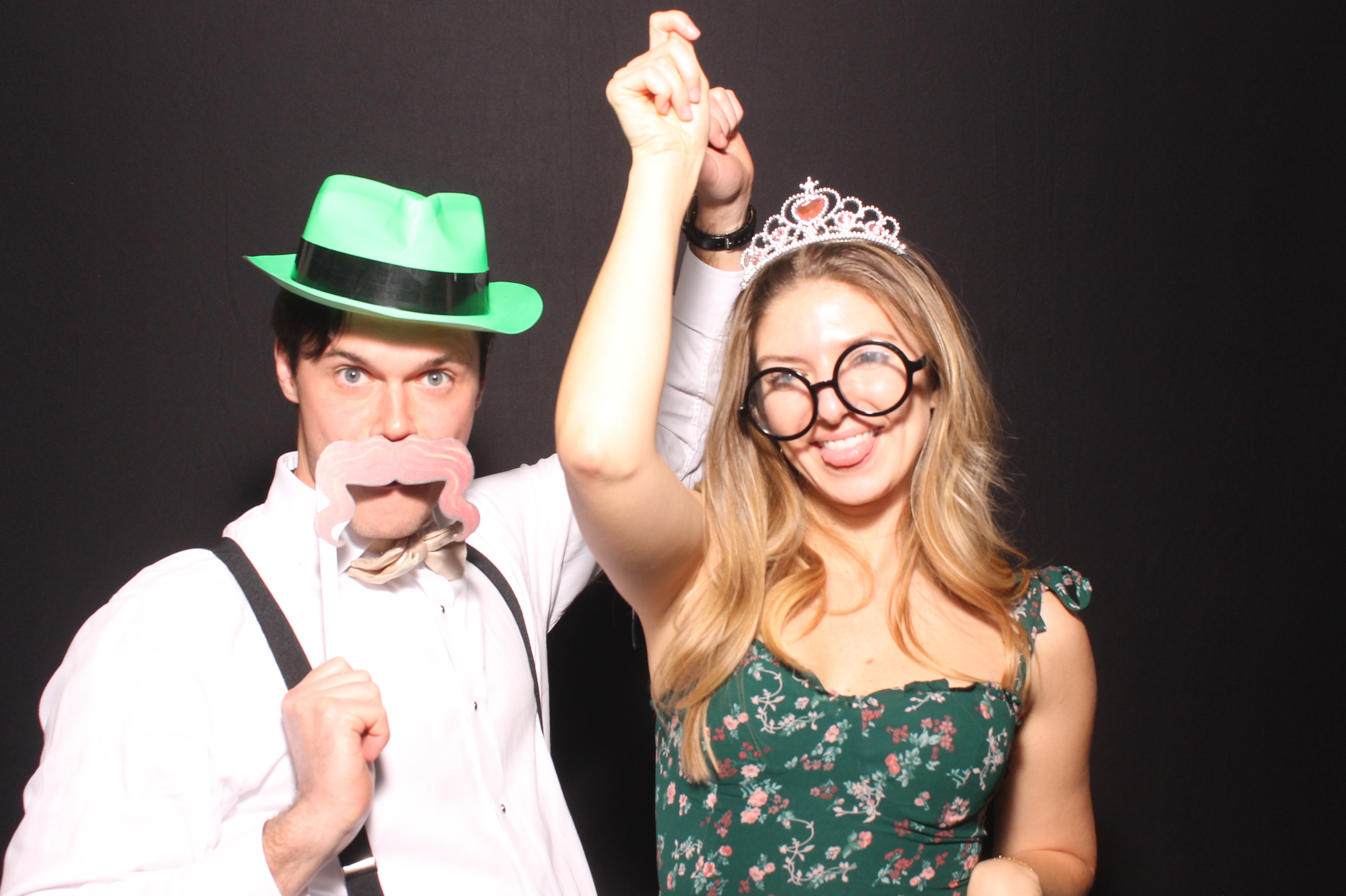 Lynn Drew Lewis Wedding | View more photos from the event at gallery.photoboothcincy.com/u/PhotoBoothCincy/Lynn-Drew-Lewis-Wedding