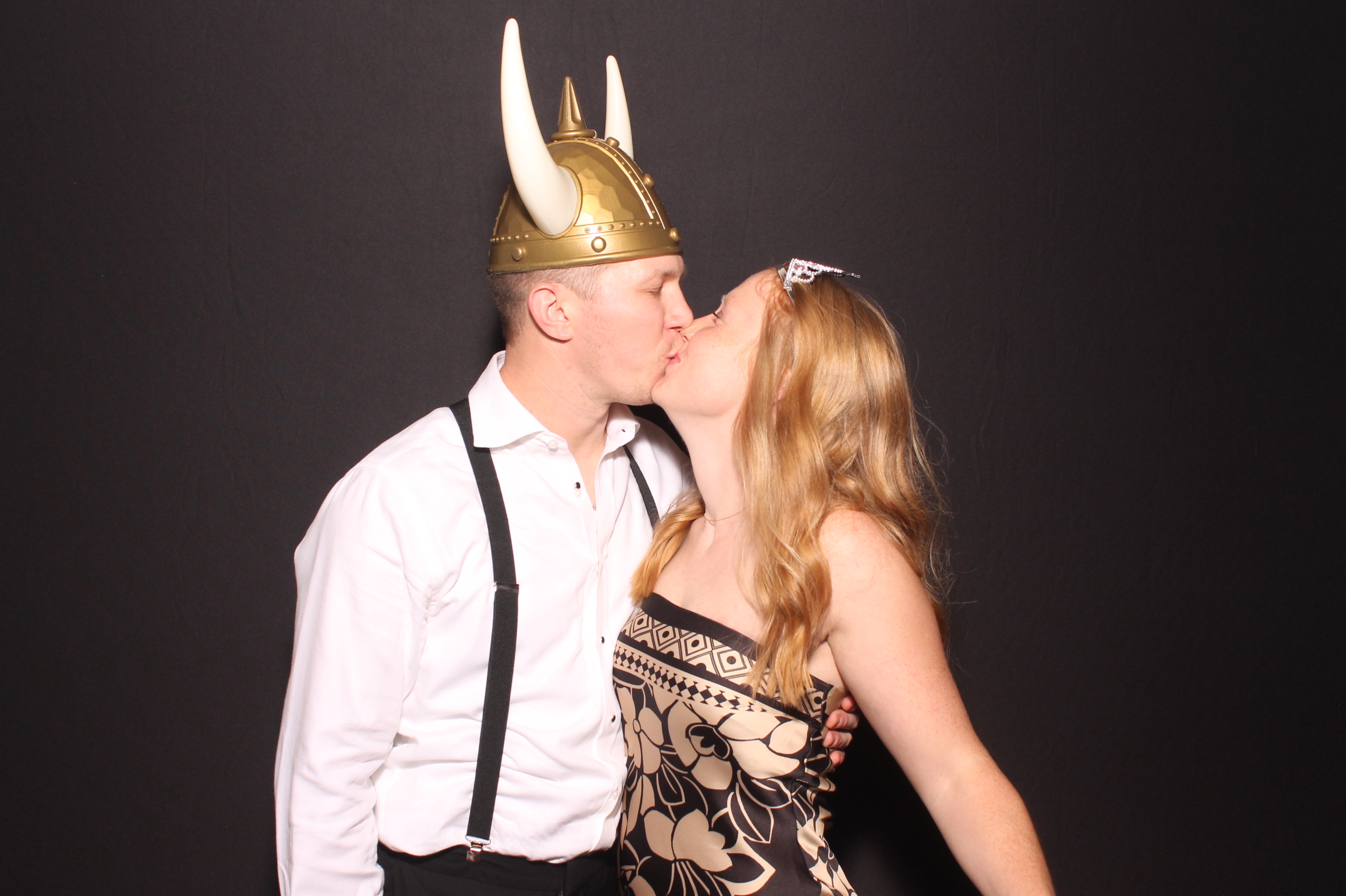 Lynn Drew Lewis Wedding | View more photos from the event at gallery.photoboothcincy.com/u/PhotoBoothCincy/Lynn-Drew-Lewis-Wedding
