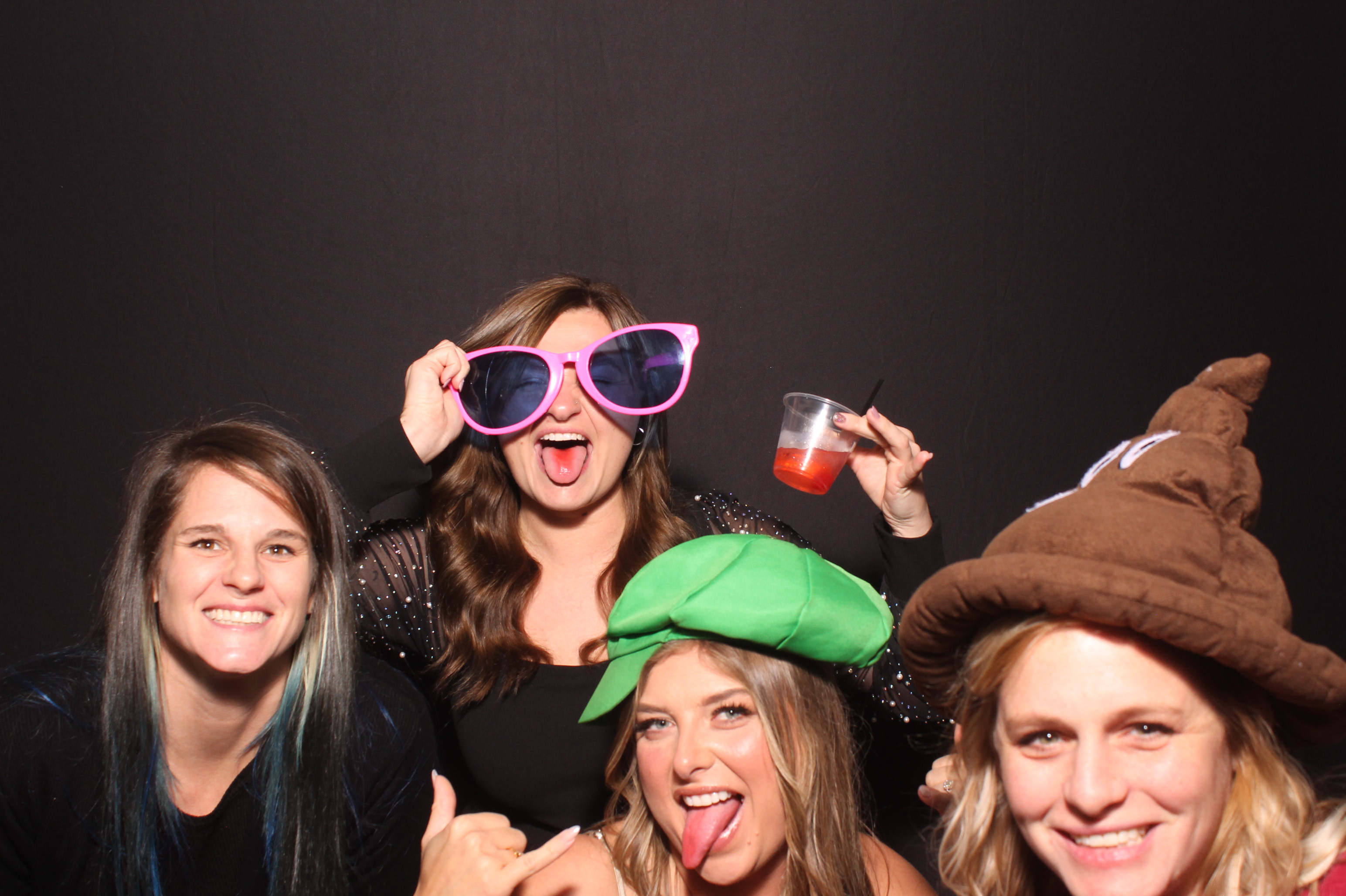 Lynn Drew Lewis Wedding | View more photos from the event at gallery.photoboothcincy.com/u/PhotoBoothCincy/Lynn-Drew-Lewis-Wedding