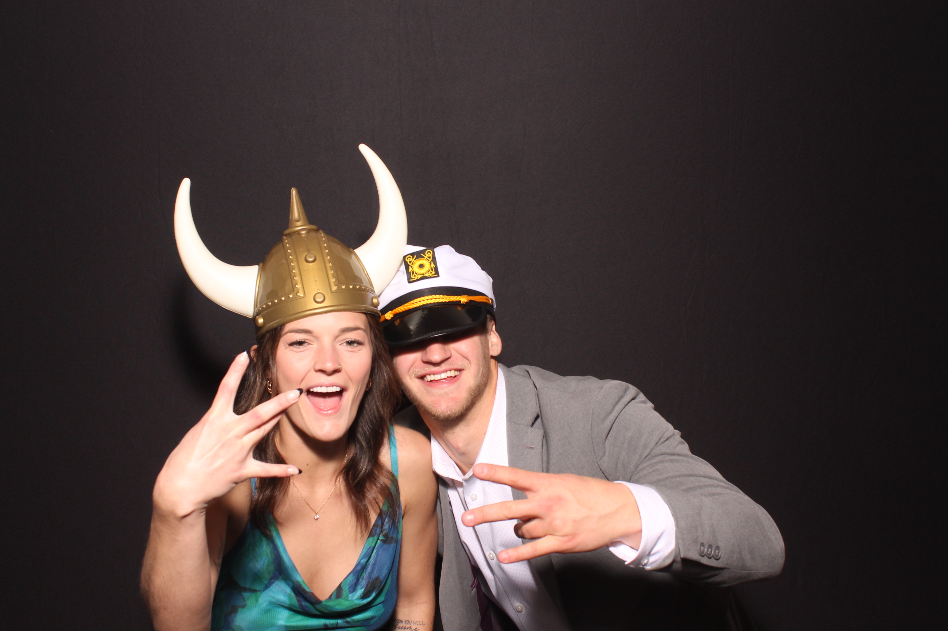Lynn Drew Lewis Wedding | View more photos from the event at gallery.photoboothcincy.com/u/PhotoBoothCincy/Lynn-Drew-Lewis-Wedding