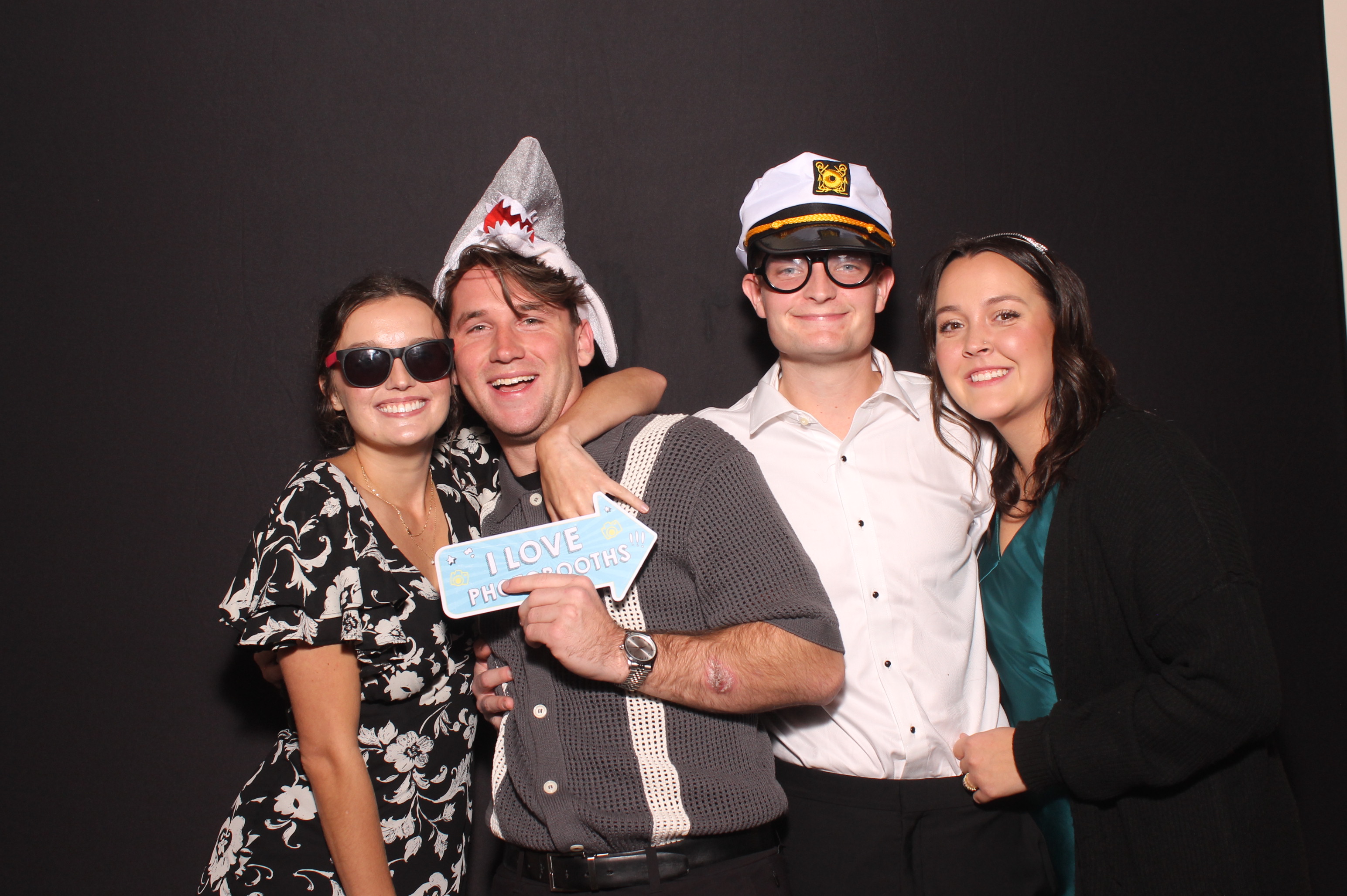 Lynn Drew Lewis Wedding | View more photos from the event at gallery.photoboothcincy.com/u/PhotoBoothCincy/Lynn-Drew-Lewis-Wedding