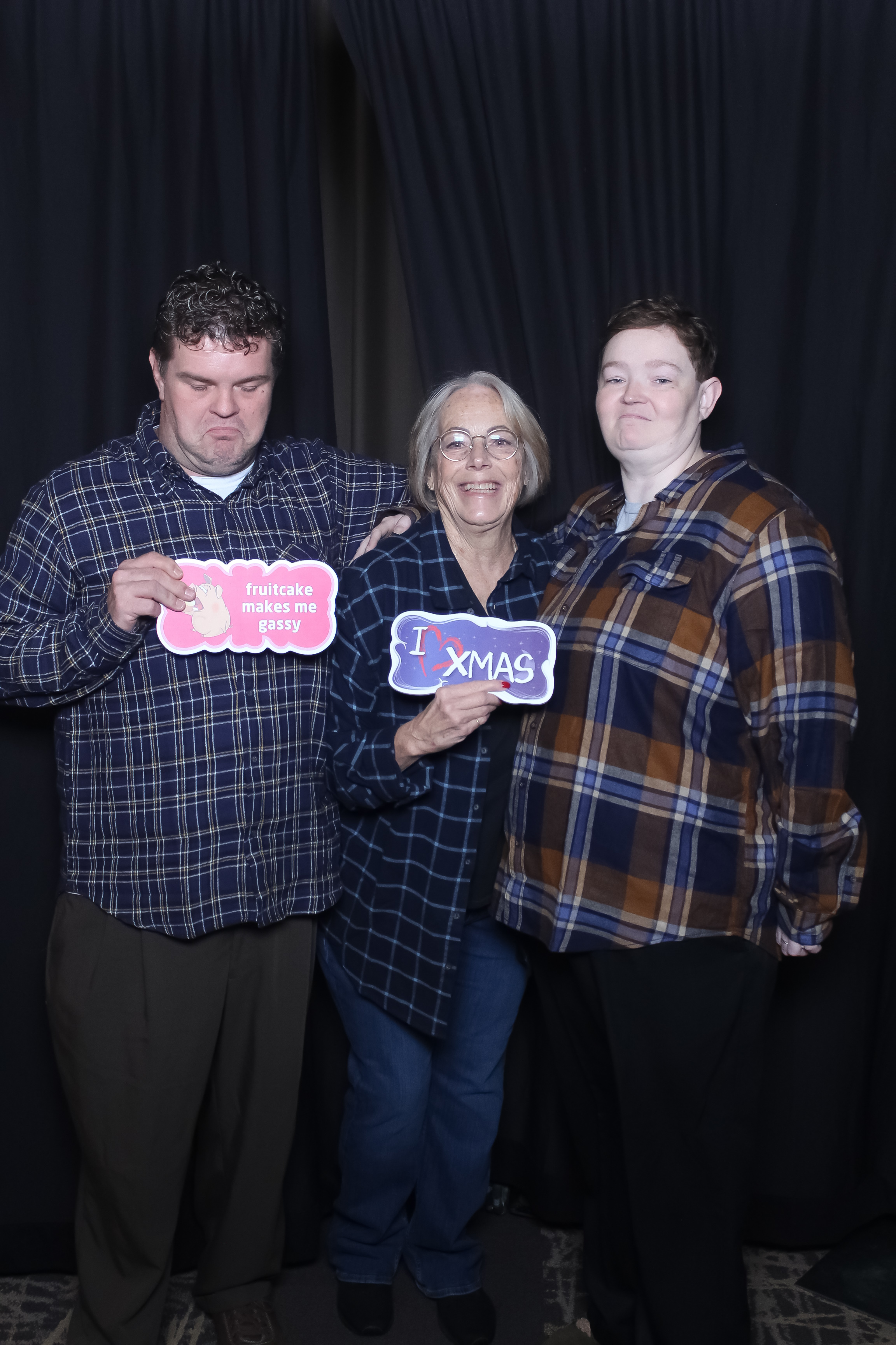 MVG Adult Holiday Party | View more photos from the event at gallery.photoboothcincy.com/u/PhotoBoothCincy/MVG-Adult-Holiday-Party
