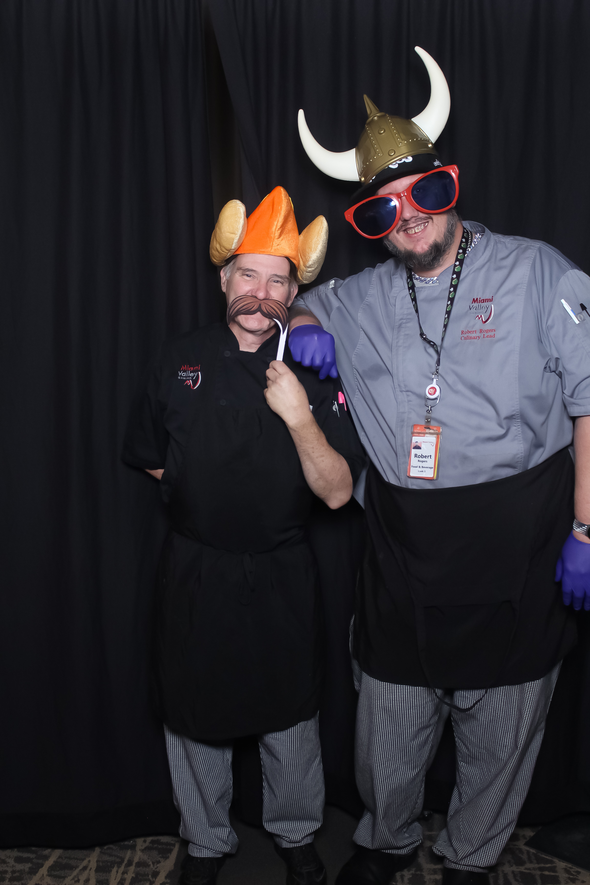 MVG Adult Holiday Party | View more photos from the event at gallery.photoboothcincy.com/u/PhotoBoothCincy/MVG-Adult-Holiday-Party